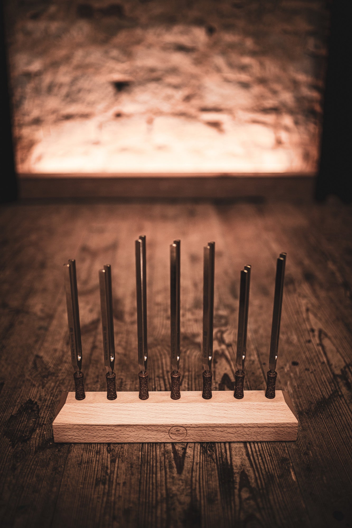 MEINL Sonic Energy Planetary Tuned Therapy Tuning Fork Chakra Set - 7 pcs. detail view 3 at Luna Panther