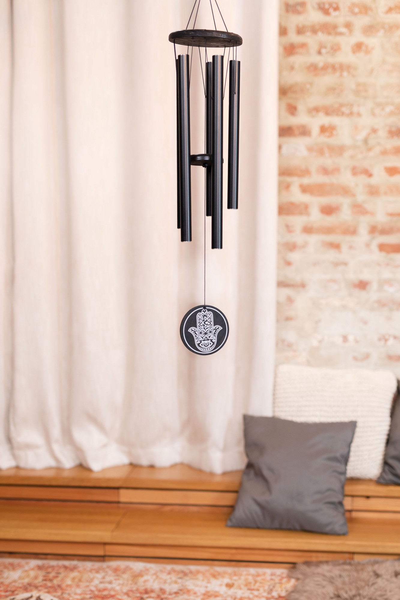 MEINL Sonic Energy Hamsa Meditation Chime 36"/90 cm - 432 Hz - Black detail view 2 at Luna Panther