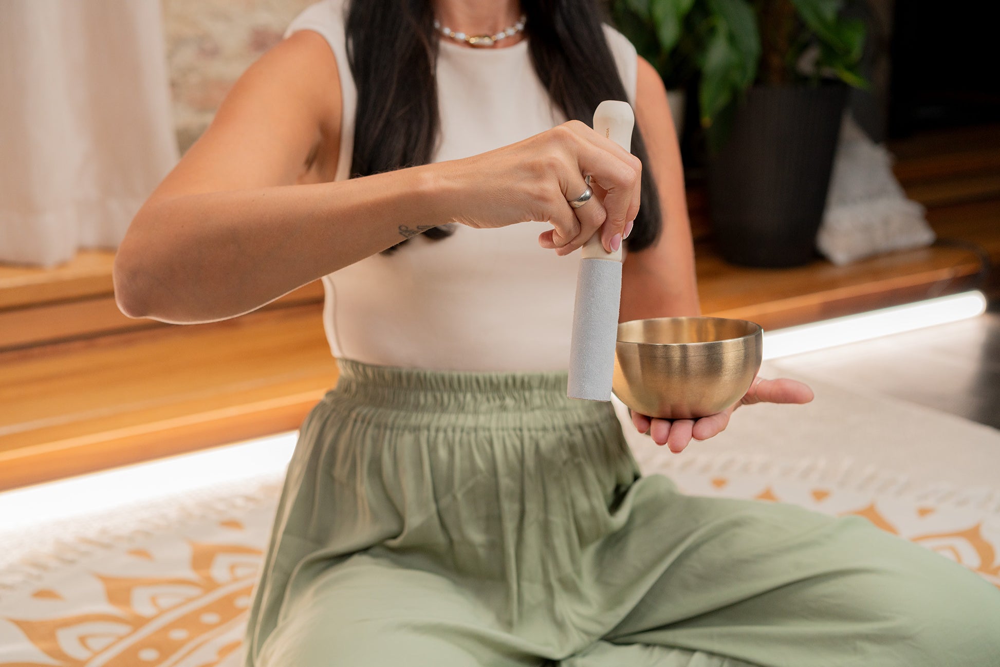 MEINL Sonic Energy Universal Series Singing Bowl - 400g detail view 10 at Luna Panther