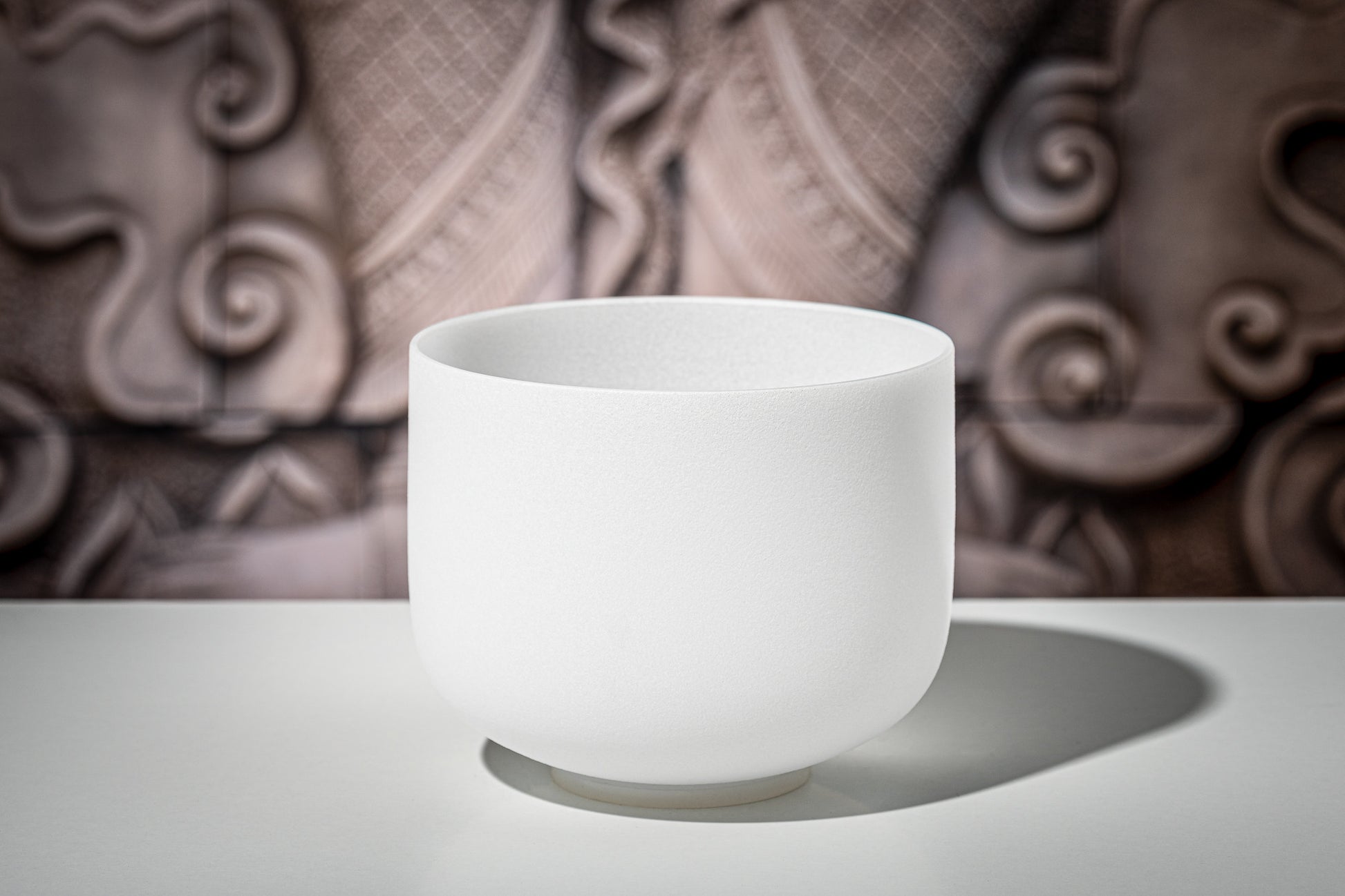 MEINL Sonic Energy White-Frosted Crystal Singing Bowl 8" - F4/Heart Chakra/432 Hz detail view 5 at Luna Panther
