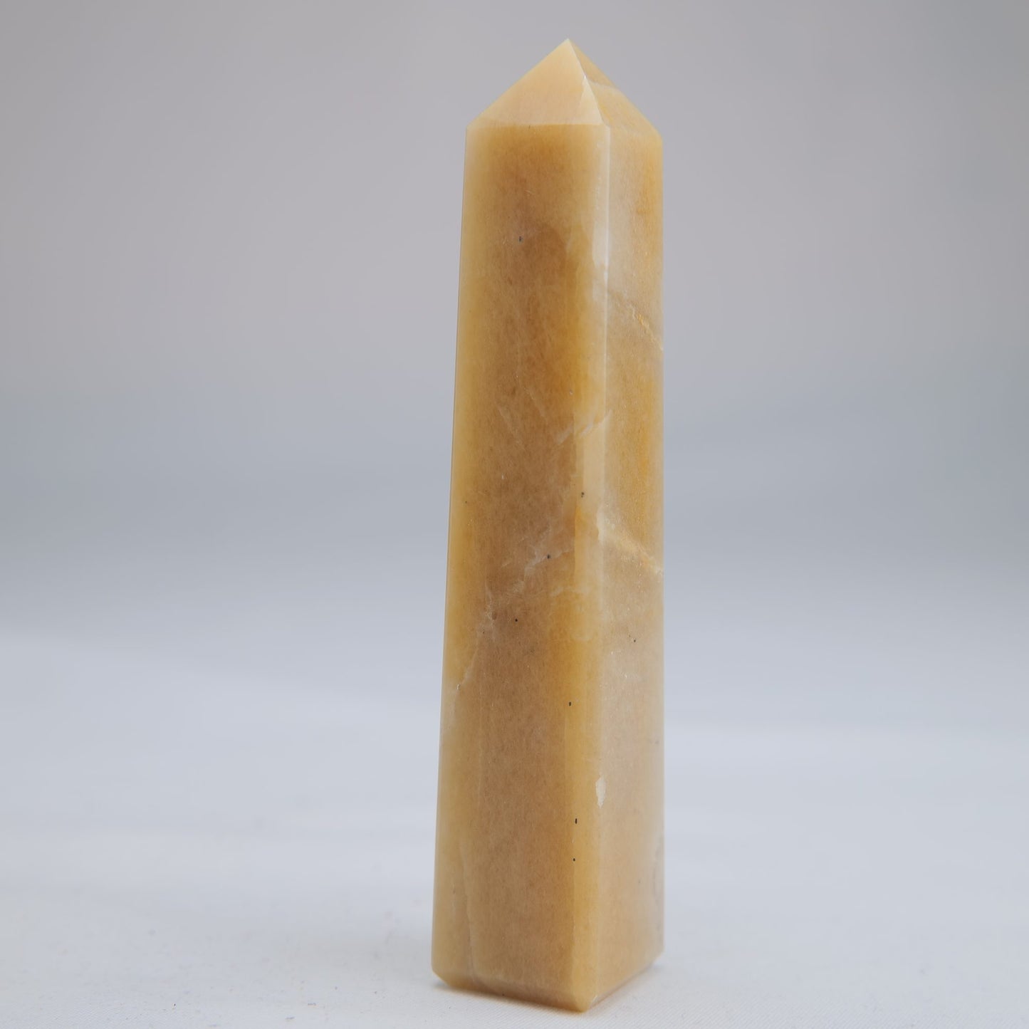 Golden Quartz Tower 90g side