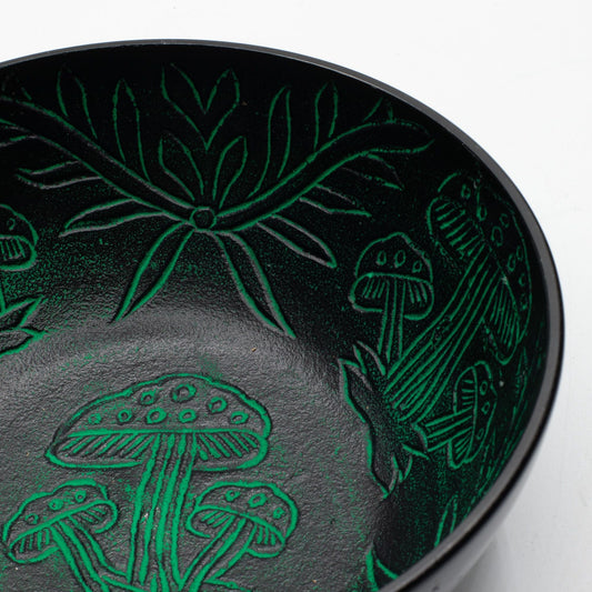 Aluminium Singing Bowl – Magic Mushroom – Green (20 cm) — singing bowl, image 1 of 6.