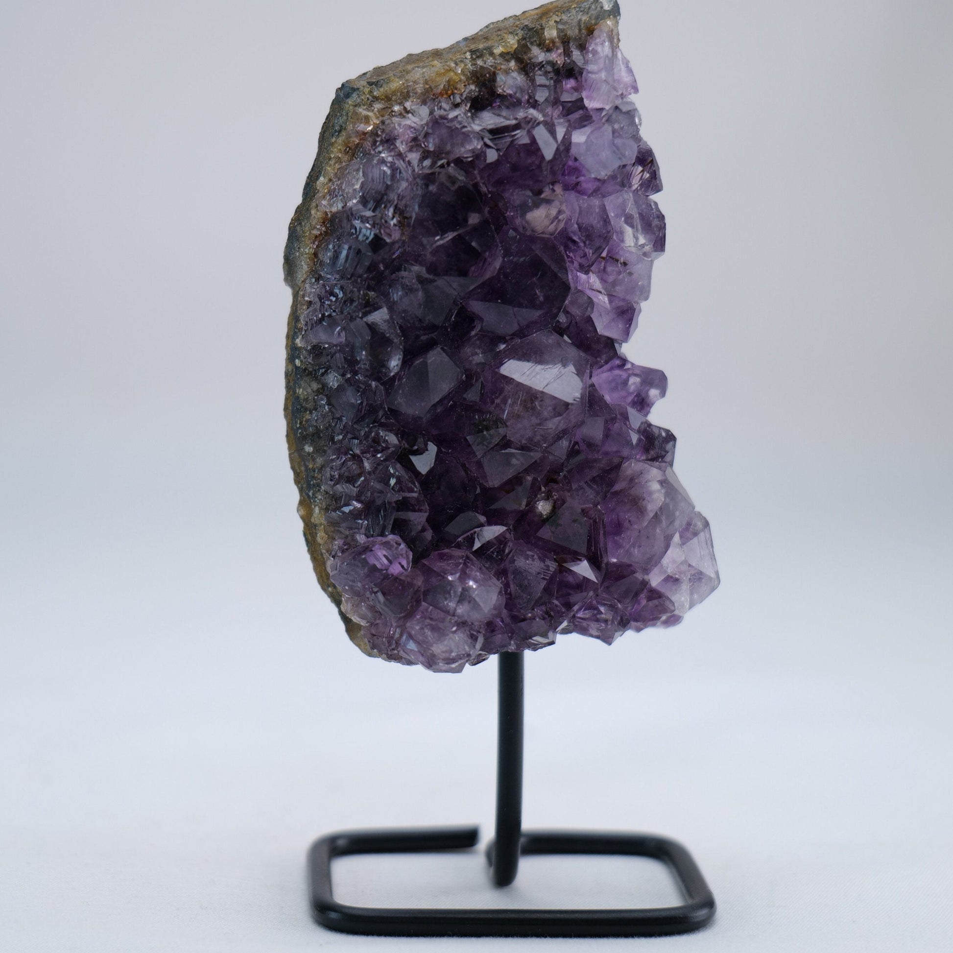 Amethyst Druzy on Stand 181g - Luna Panther