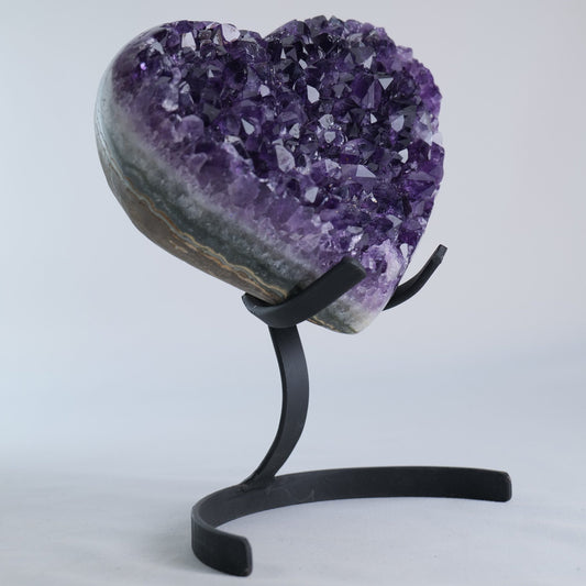 Amethyst Heart 1535g on Custom Stand - Luna Panther alternate view