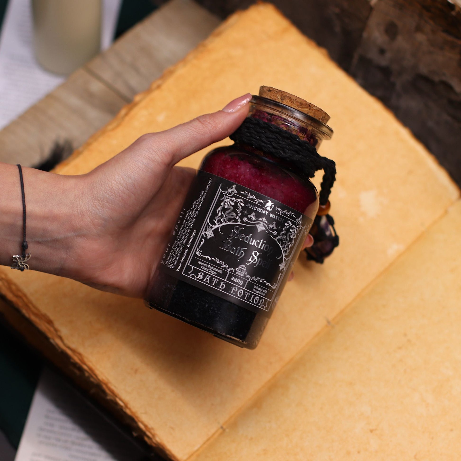 Ancient Witch Bath Spell Potion & Amethyst Crystal Amulet - Seduction - Luna Panther