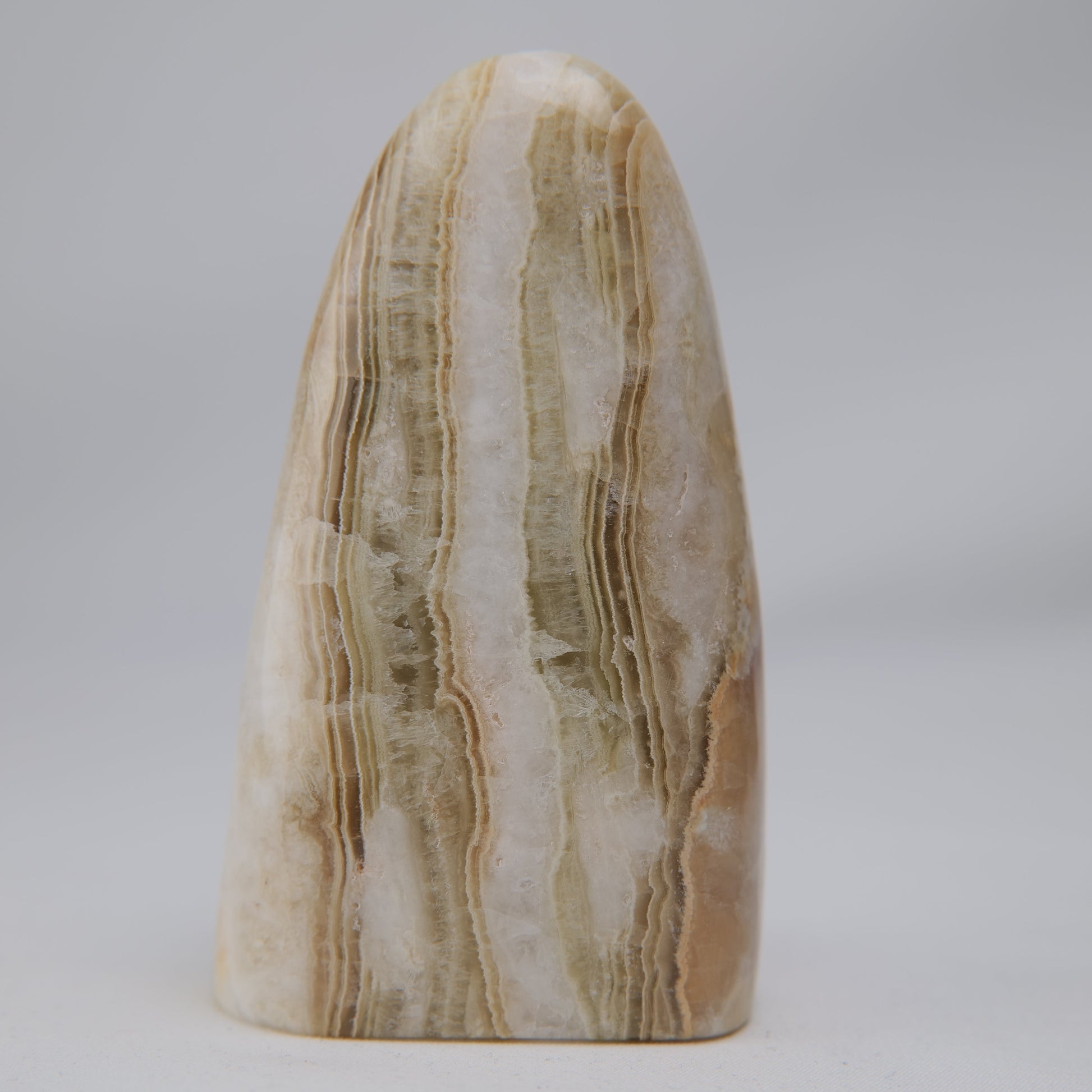 Aragonite Freeform — 318 g (100 mm) - Luna Panther