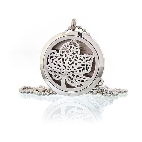 Aromatherapy Diffuser Necklace – Leaf 30 mm - Luna Panther alternate view