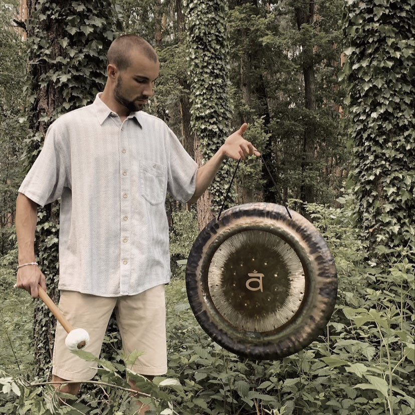 Meinl Sonic Energy Chakra Gong 24" - Sacral Chakra/210,42 Hz/G#2 detail view 8 at Luna Panther