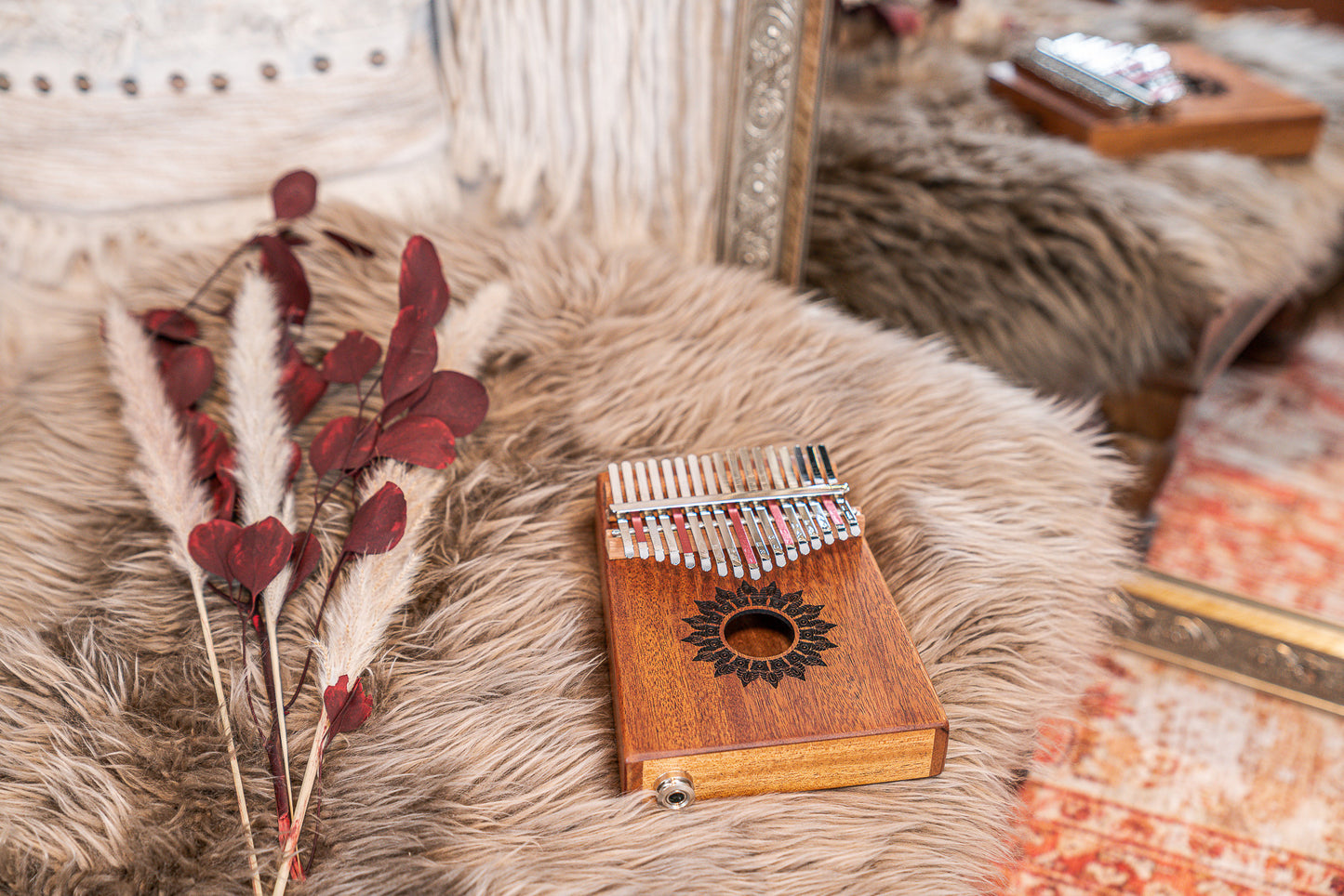 Meinl Sonic Energy Soundhole Pickup Kalimba - 17 notes, mahogany detail view 4 at Luna Panther