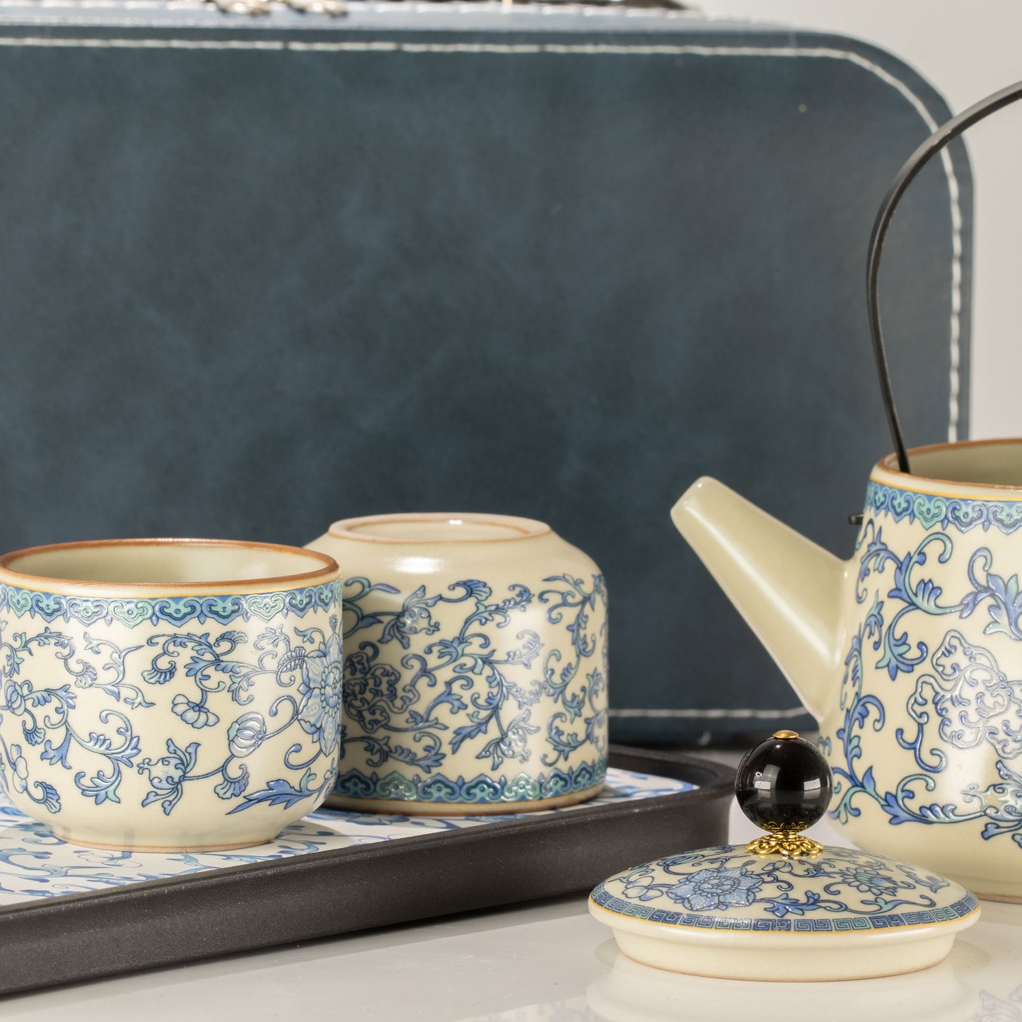 Travel Teapot Set & Two Cups – China Ru Blue – image 6