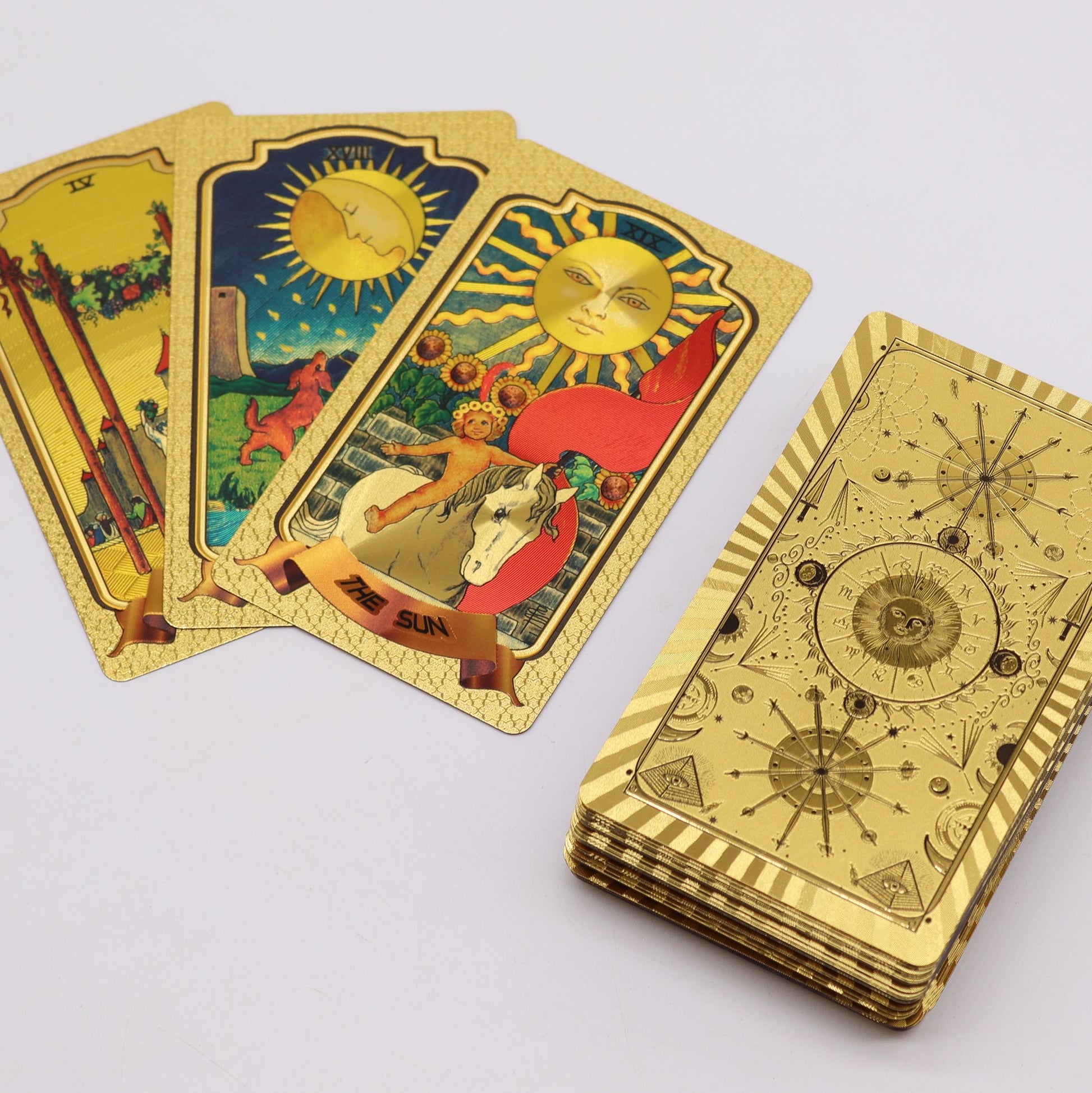 Golden Tarot Deck detail view 2 at Luna Panther
