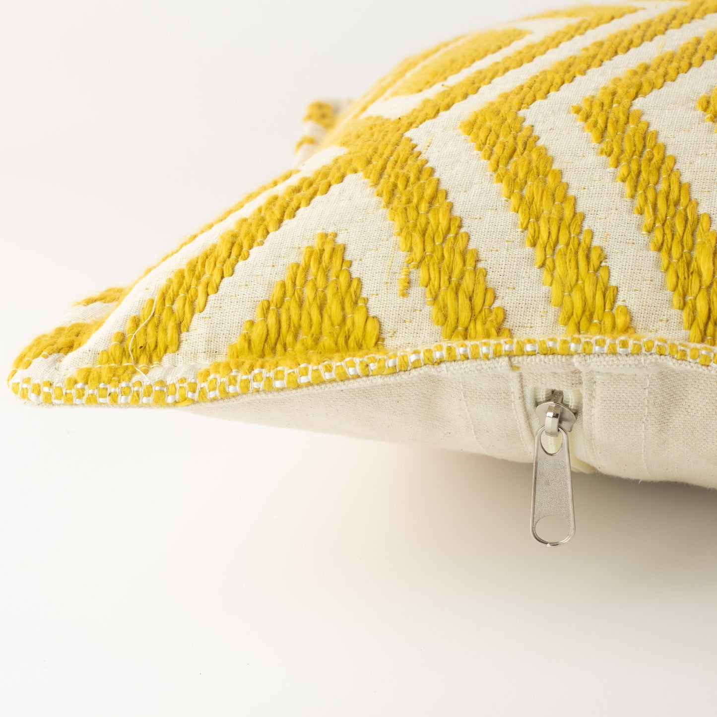Classic Cushion Cover – Mustard Diamonds- 30 × 50 cm – Lumber Style – image 4