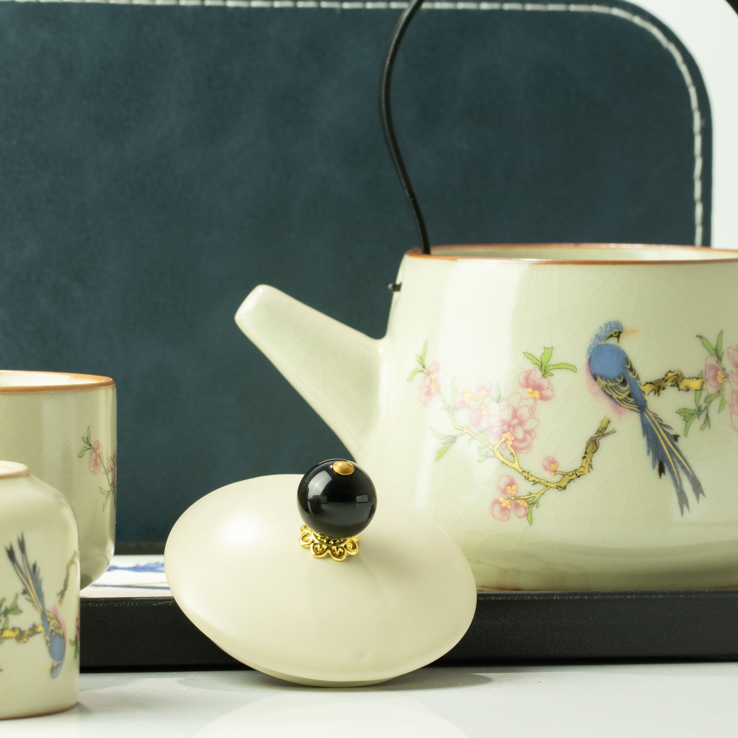 Travel Teapot Set & Two Cups – Blue Bird Qing Dynasty – image 3