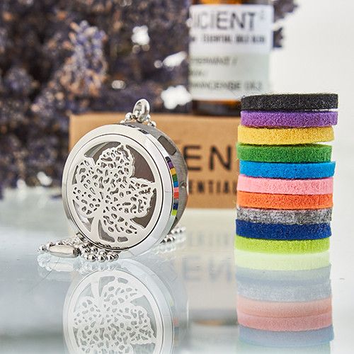 Aromatherapy Diffuser Necklace – Leaf 30 mm – image 4
