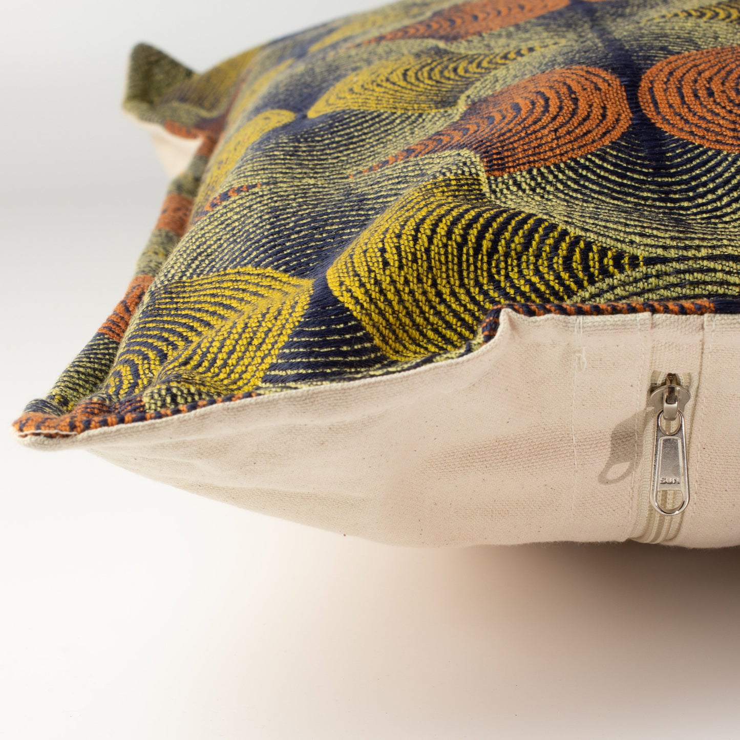 Classic Cushion Cover – Urban Swirl – 60 × 60 cm – Jumbo Style – image 4