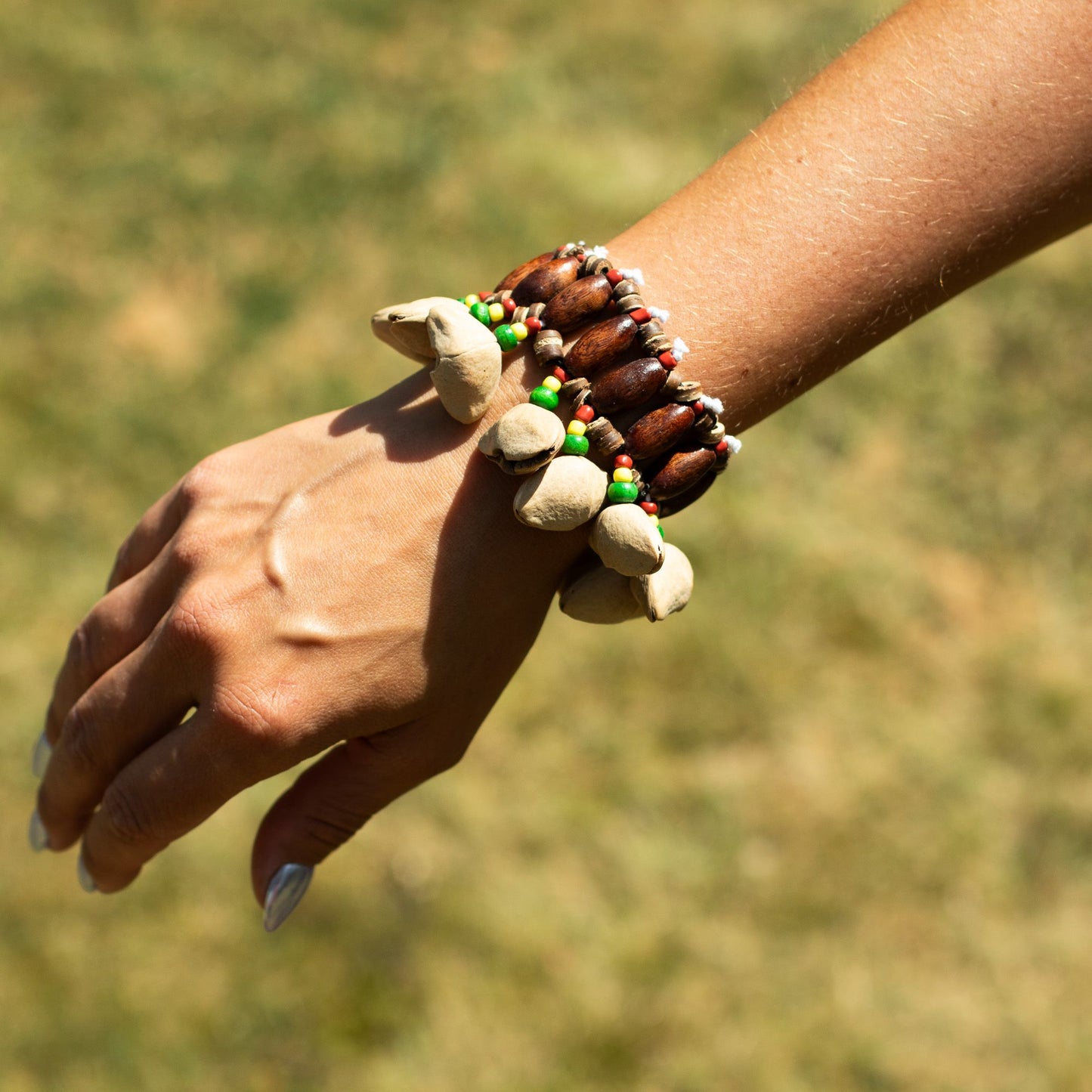 Kenari Shell Hand Shaker – Rattle Bracelet (15 Pieces) – image 4