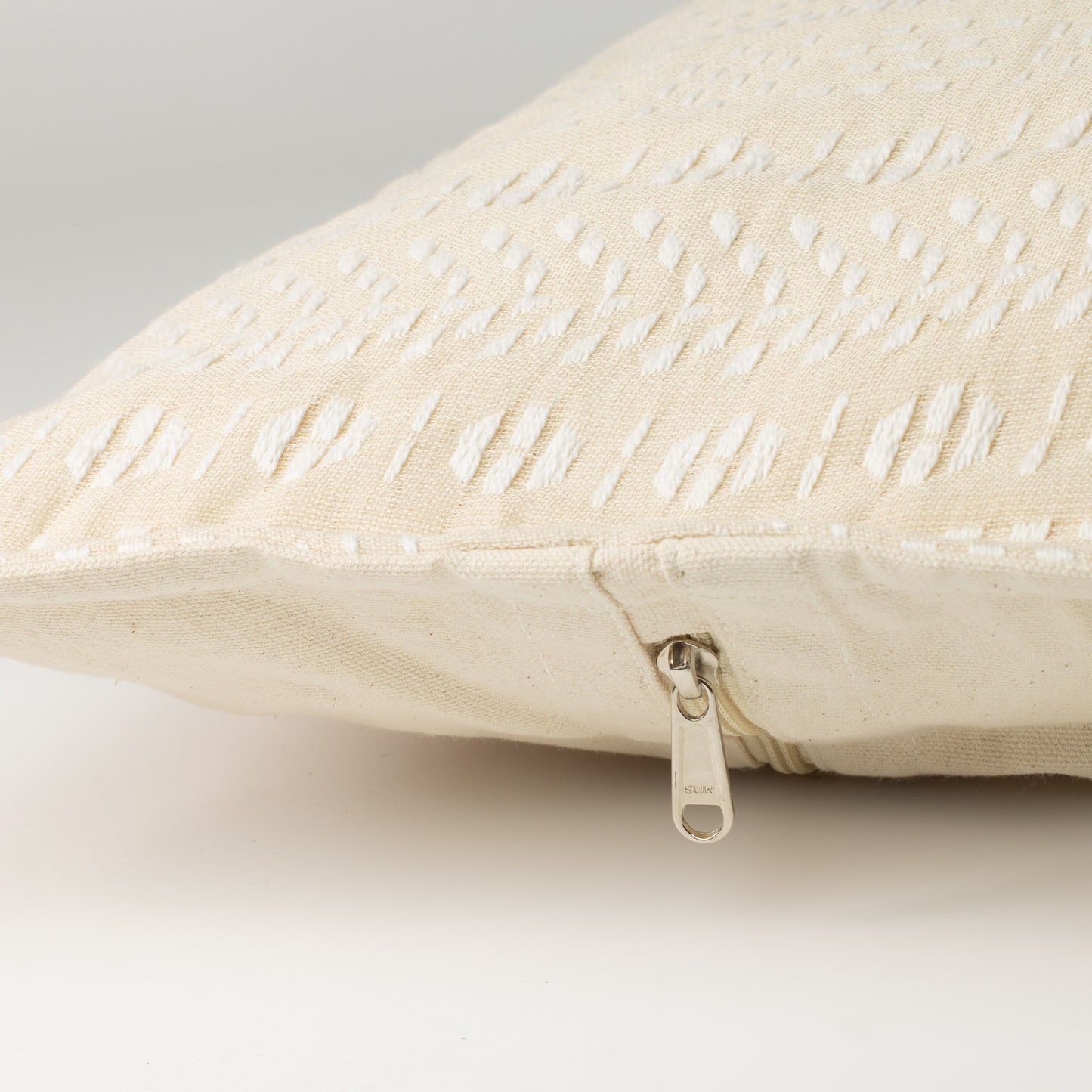 Classic Cushion Cover – Soft Stone- 60 × 60 cm – Jumbo Style – image 3
