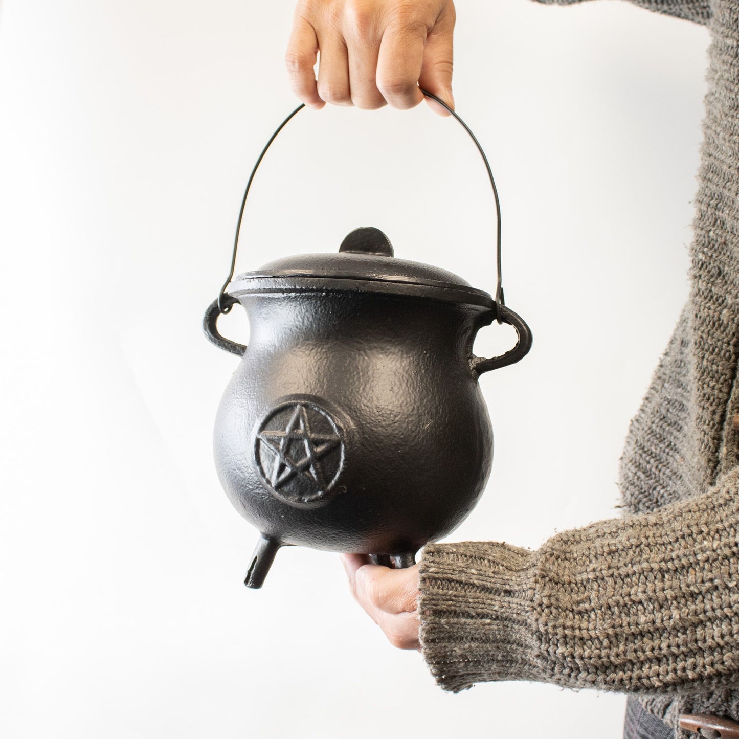 Extra Huge Cast Iron Cauldron with Pentagram 23 × 18 cm (at least 4kg) – image 7