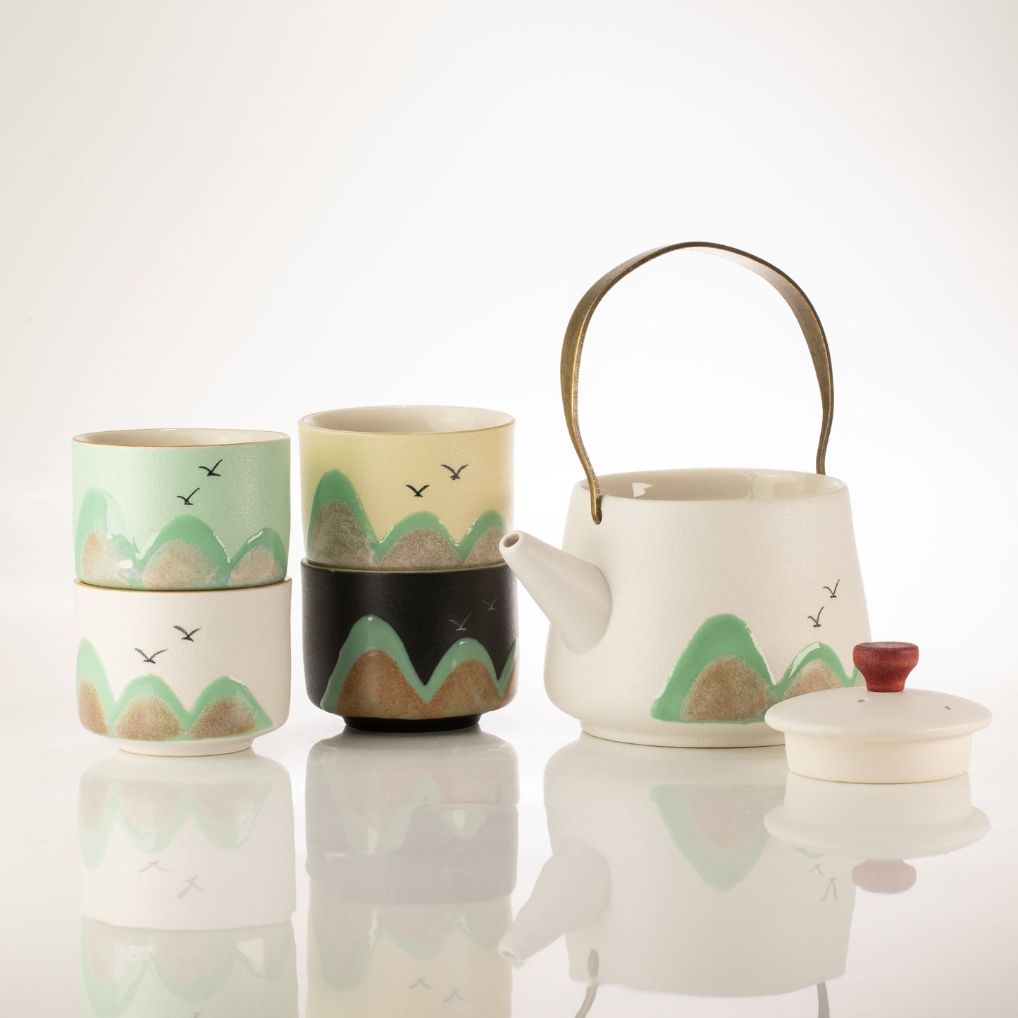 Thousand Miles – Tea Set – Four Cups – Ceremonial Cloth & Bamboo Grip – image 11