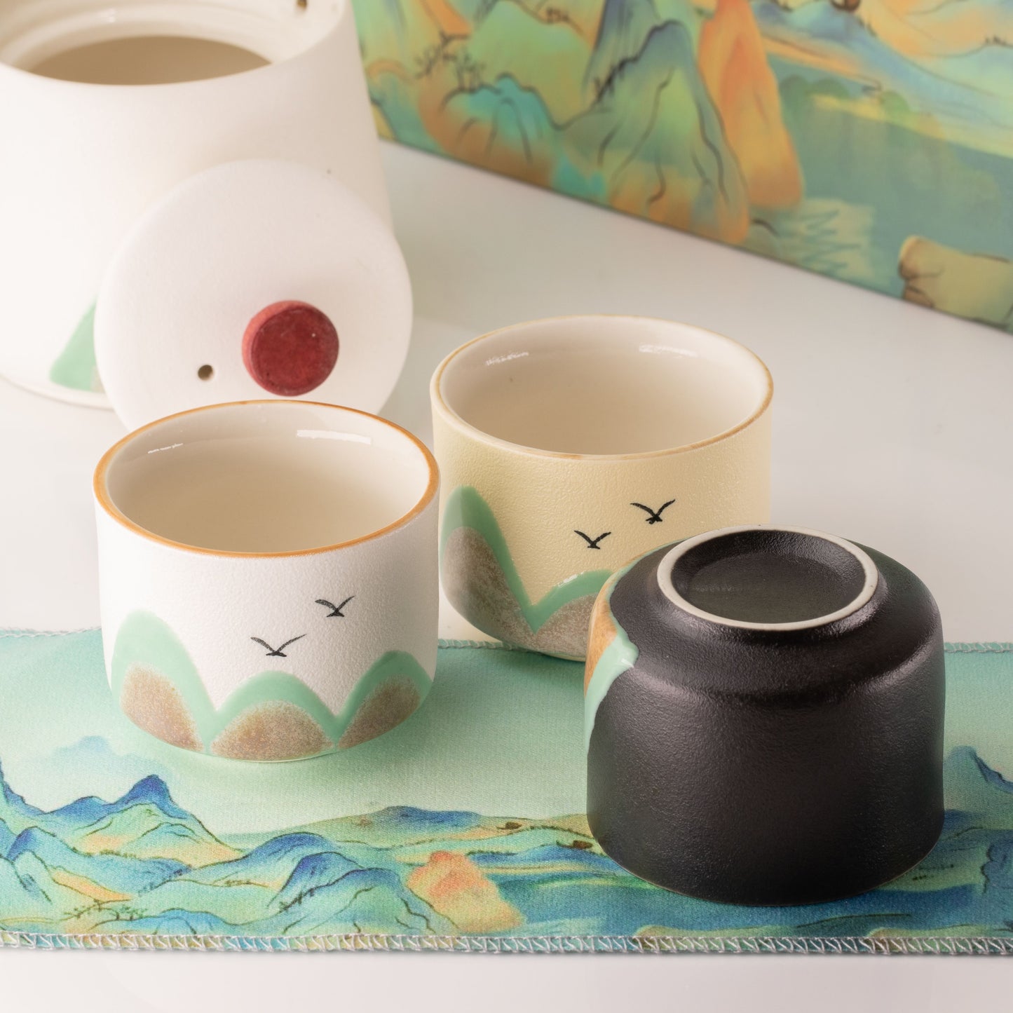 Thousand Miles – Tea Set – Four Cups – Ceremonial Cloth & Bamboo Grip – image 7