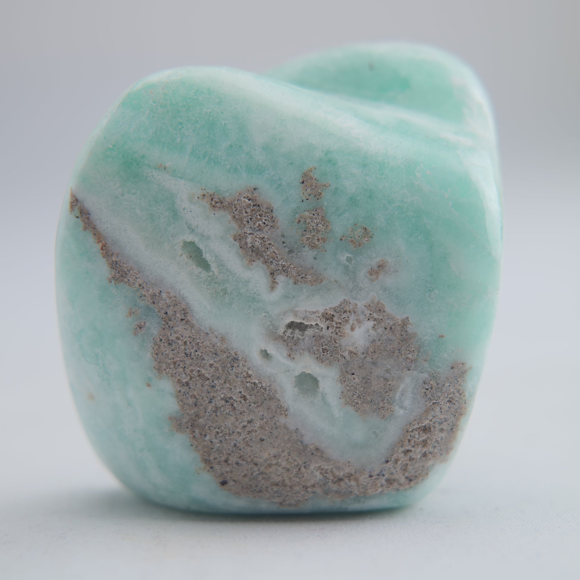 Blue Aragonite Freeform 106g - Luna Panther