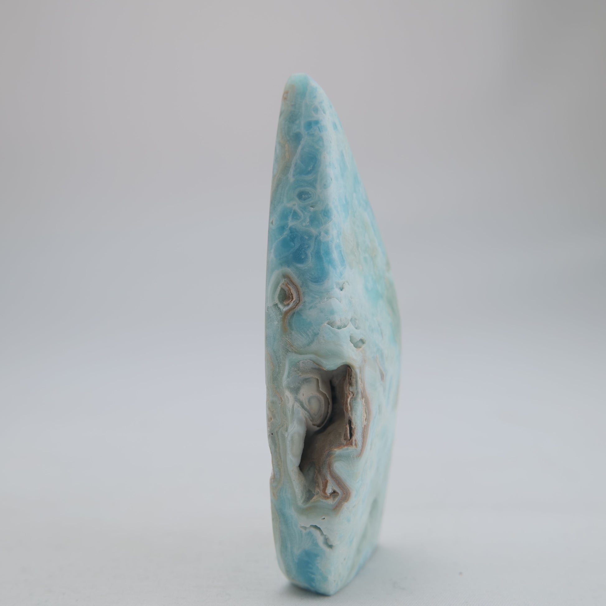 Blue Aragonite Freeform 114g - Luna Panther
