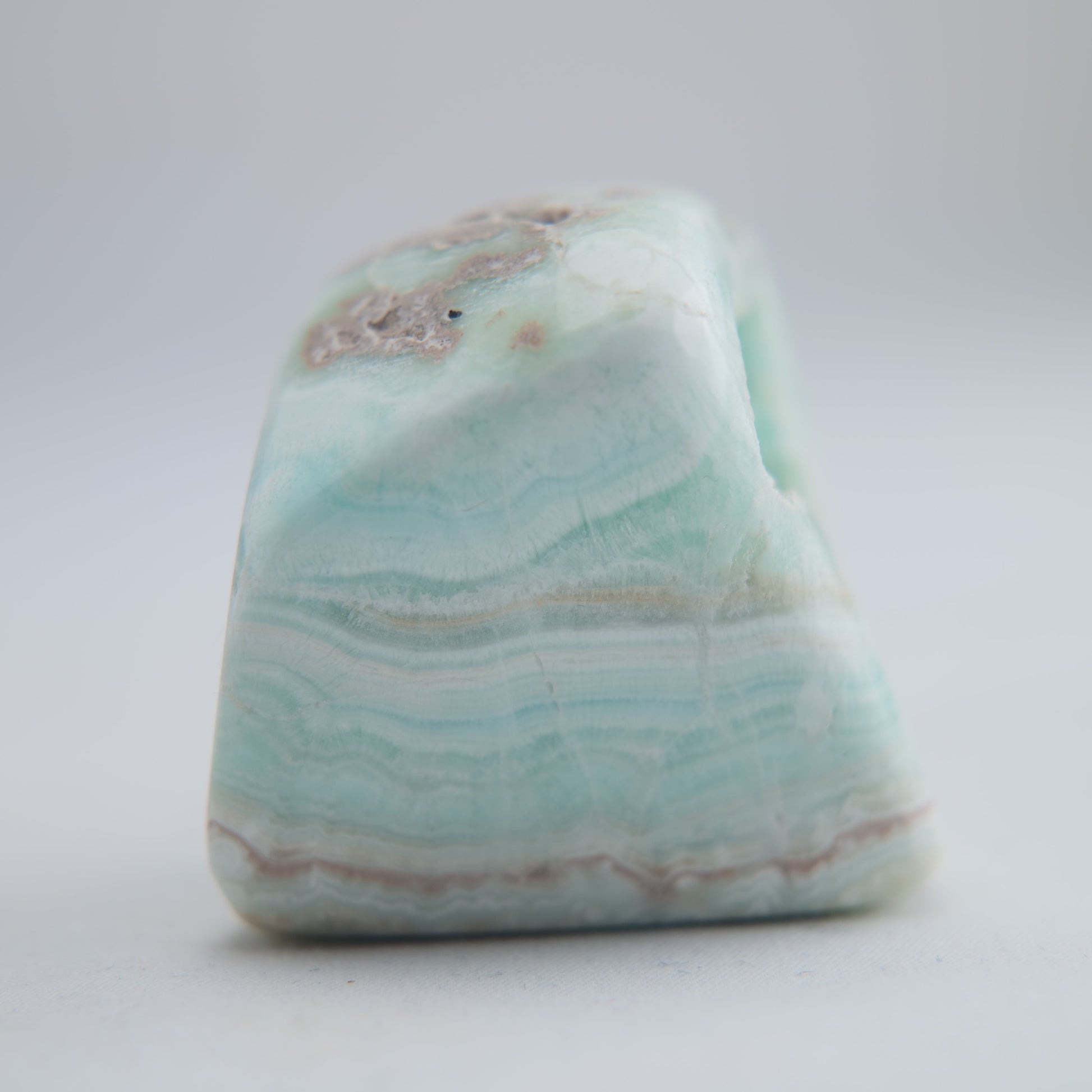 Blue Aragonite Freeform 140g - Luna Panther
