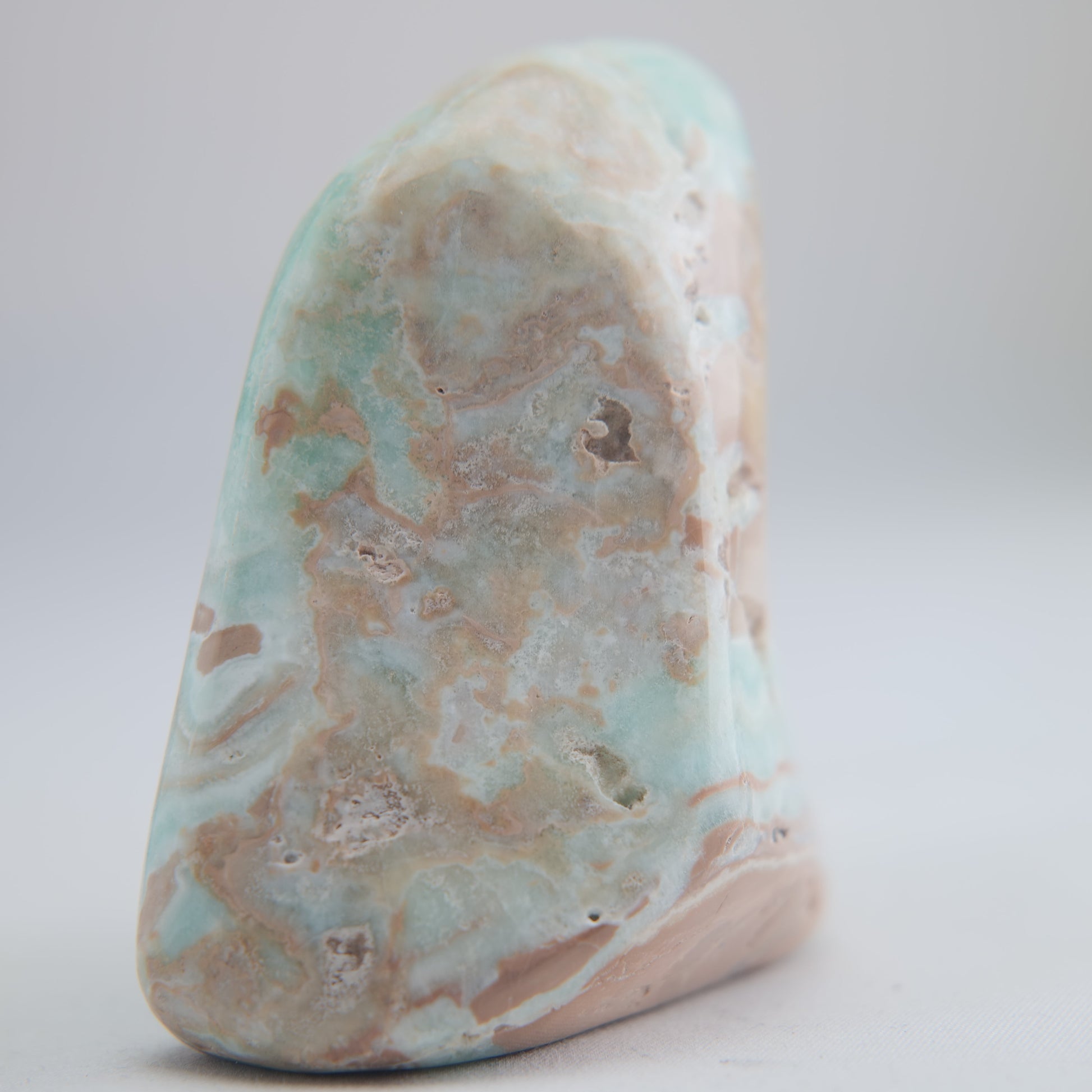 Blue Aragonite Freeform 226g - Luna Panther