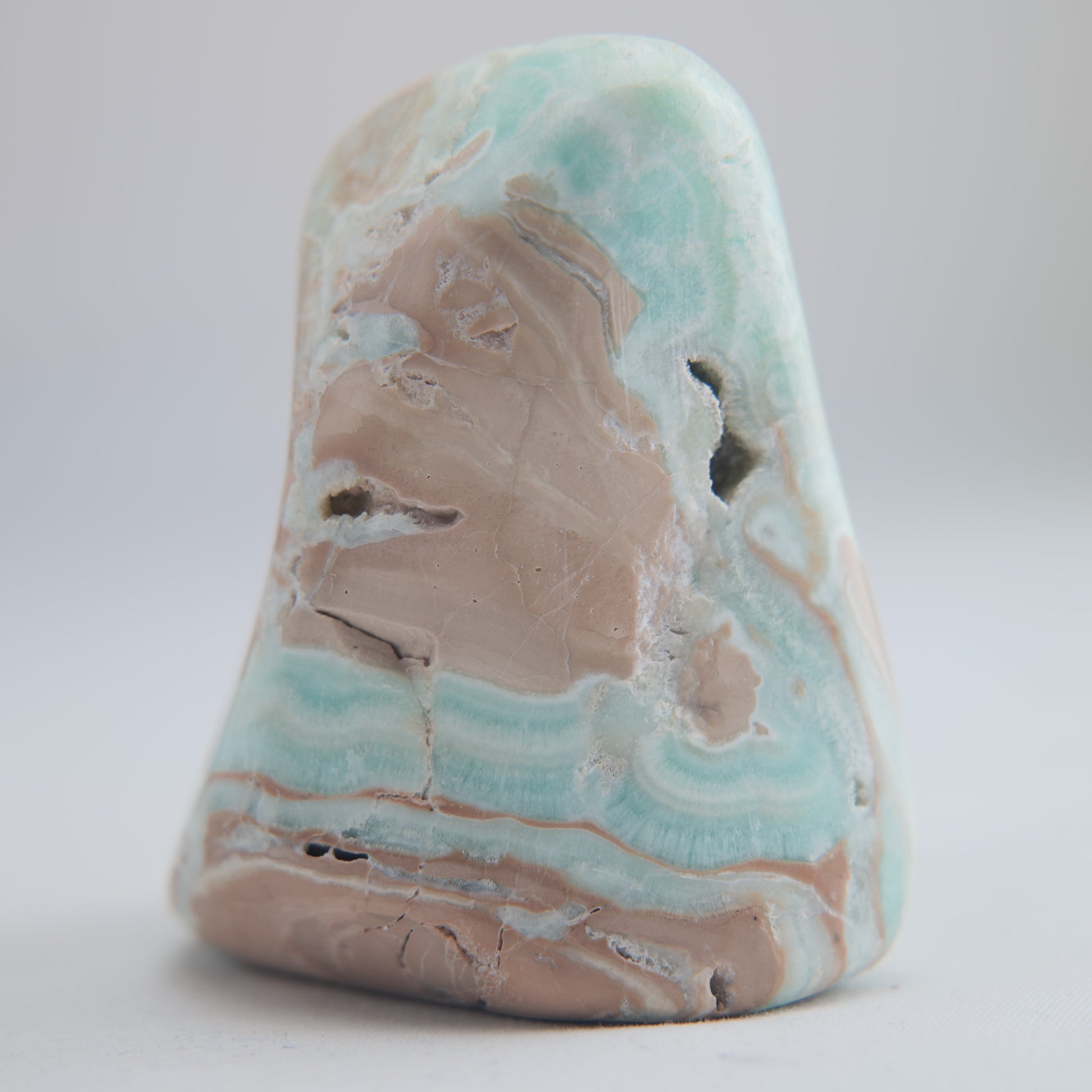 Blue Aragonite Freeform 226g - Luna Panther