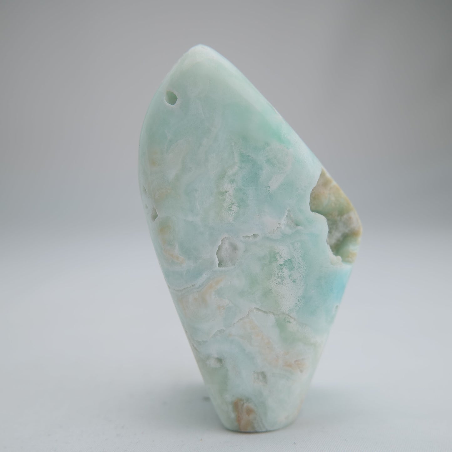 Blue Aragonite Freeform 304g - Luna Panther