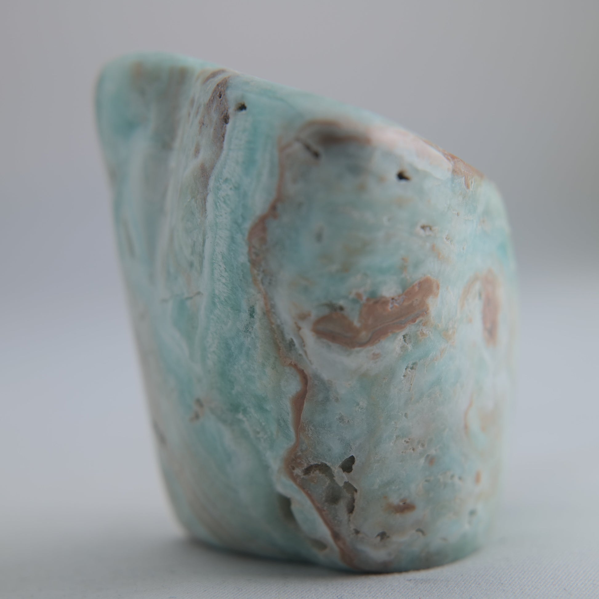 Blue Aragonite Freeform 315g - Luna Panther