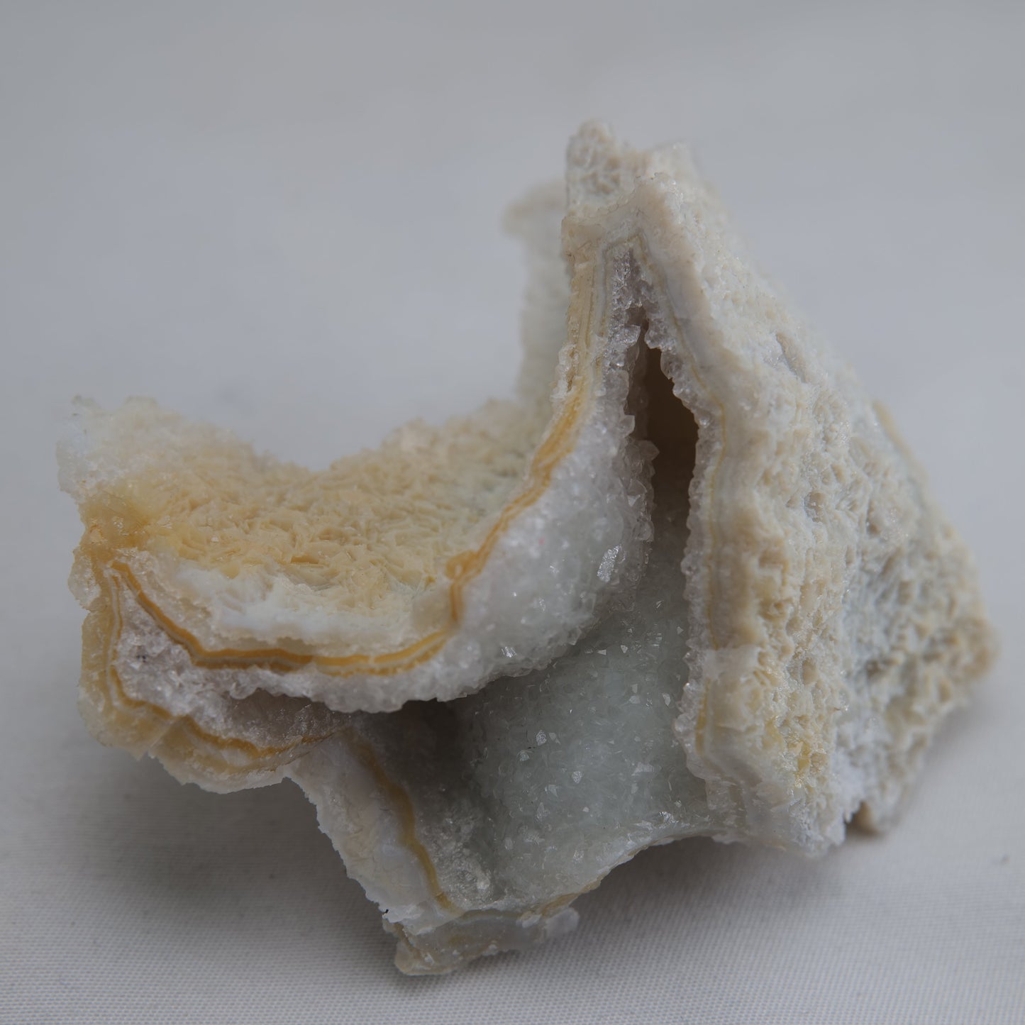Blue Chalcedony Agate Malawi 101g - Luna Panther