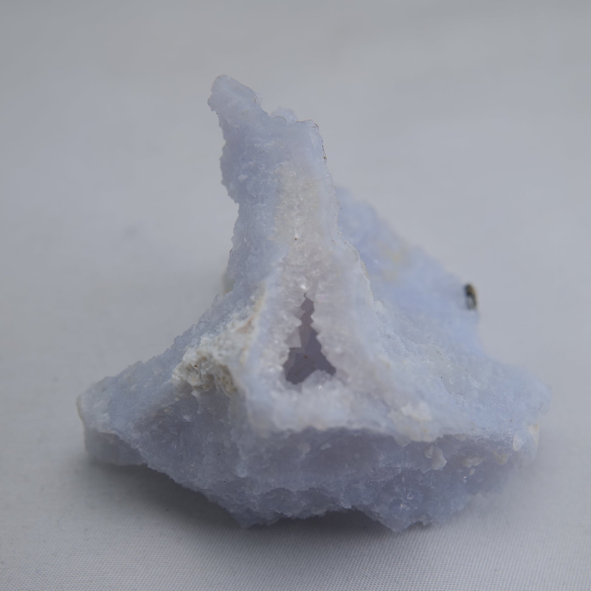 Blue Chalcedony Agate Malawi 101g - Luna Panther