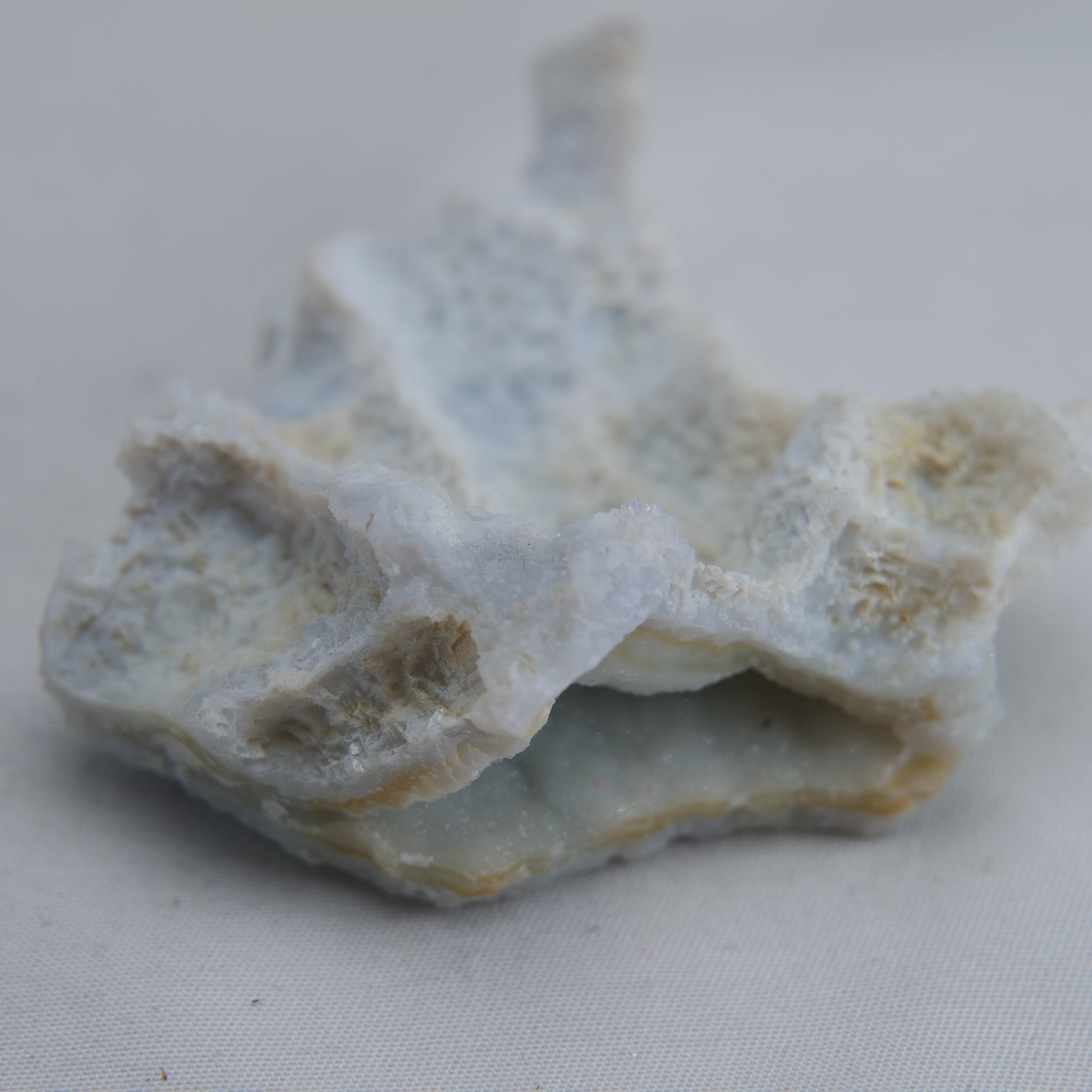 Blue Chalcedony Agate Malawi 47g - Luna Panther