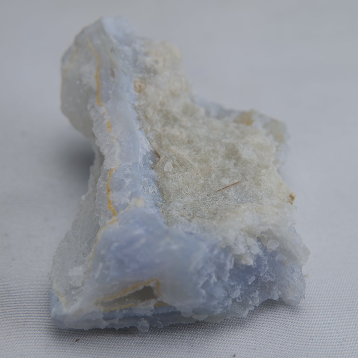 Blue Chalcedony Agate Malawi 86g - Luna Panther