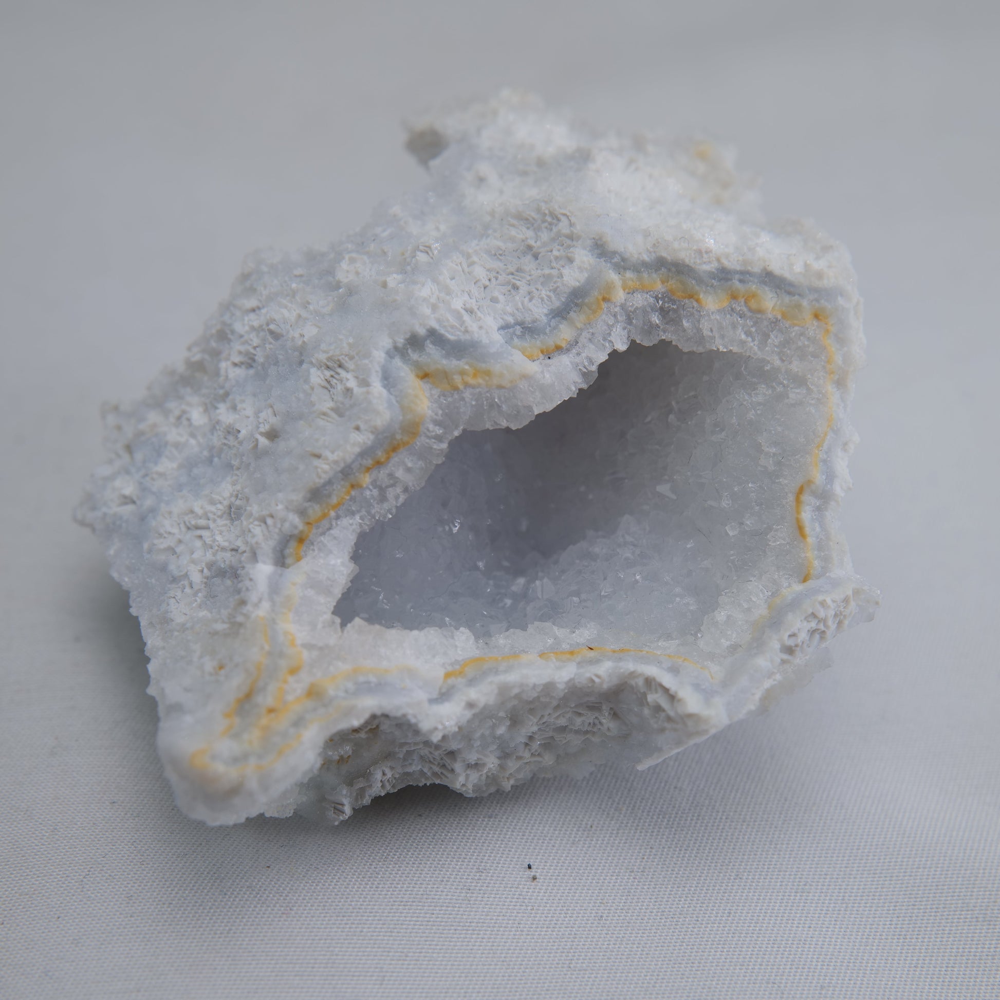 Blue Chalcedony Agate Malawi 98g - Luna Panther