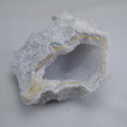 Blue Chalcedony Agate Malawi 98g - Luna Panther