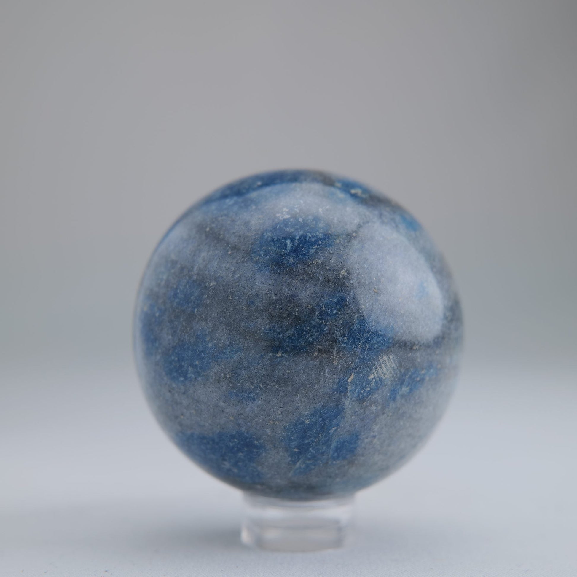 Blue Spinel Sphere 161g - Luna Panther
