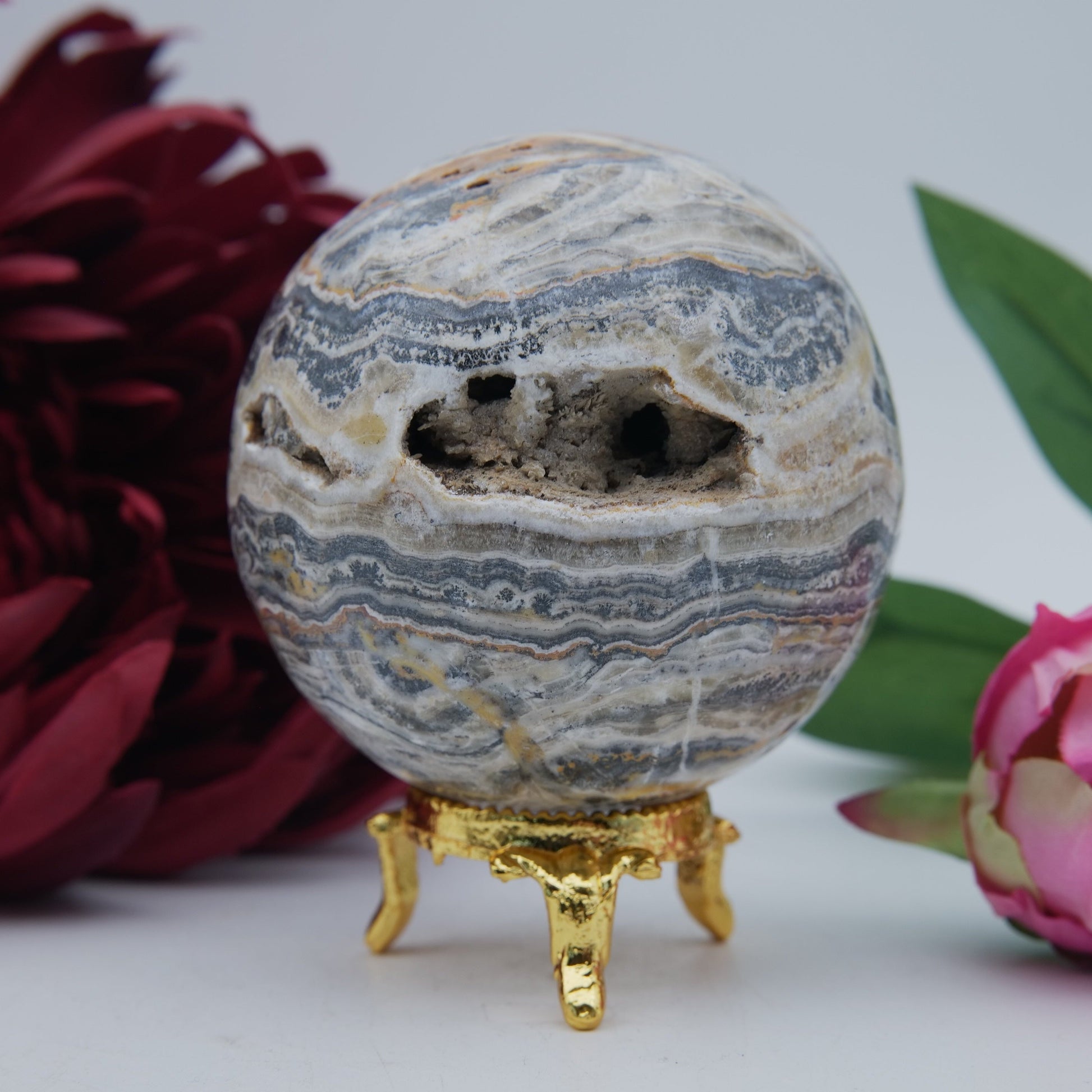 Bumblebee Calcite Sphere — 418 g (70 mm) - Luna Panther