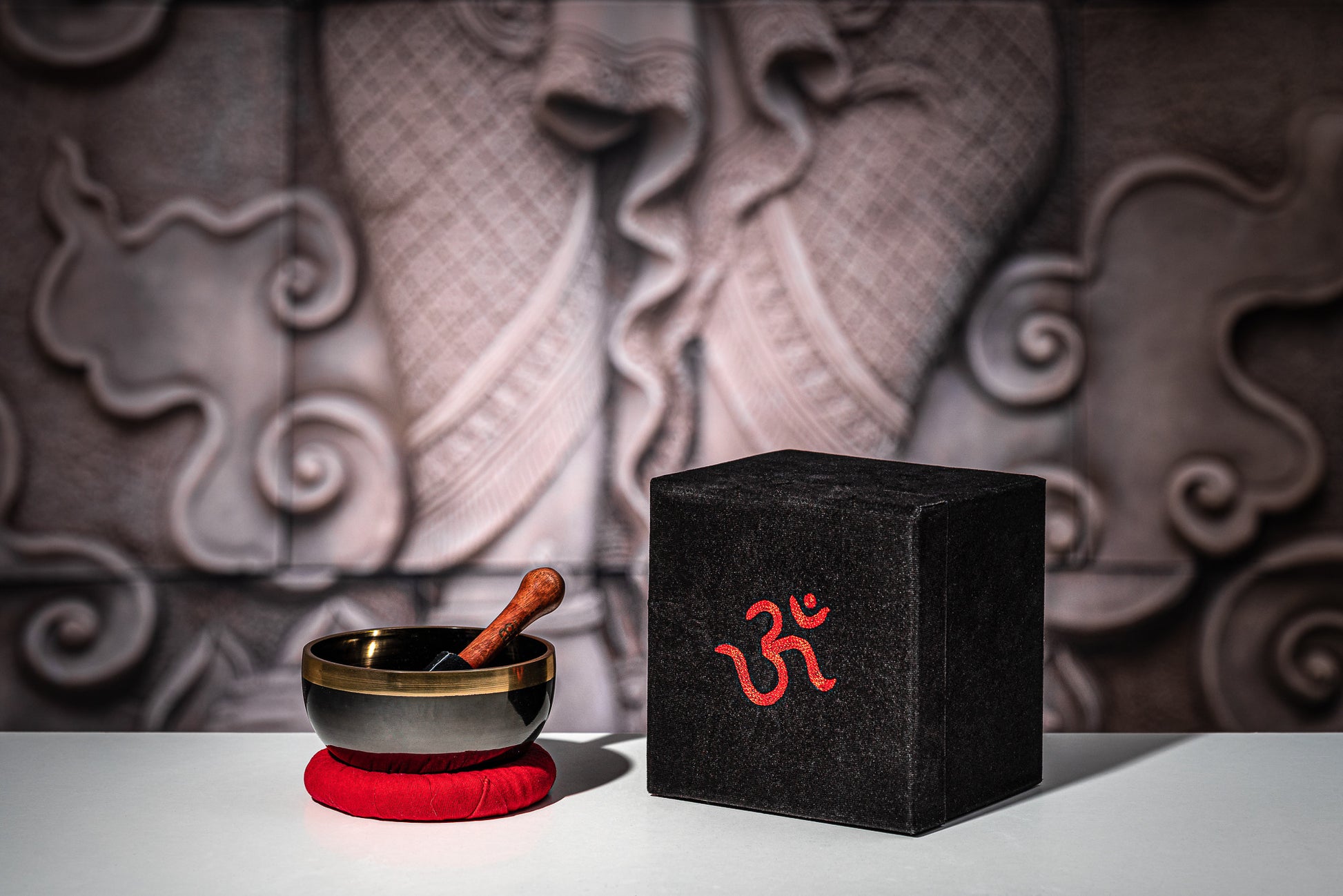 MEINL Sonic Energy Om Series Singing Bowl - 300g detail view 4 at Luna Panther