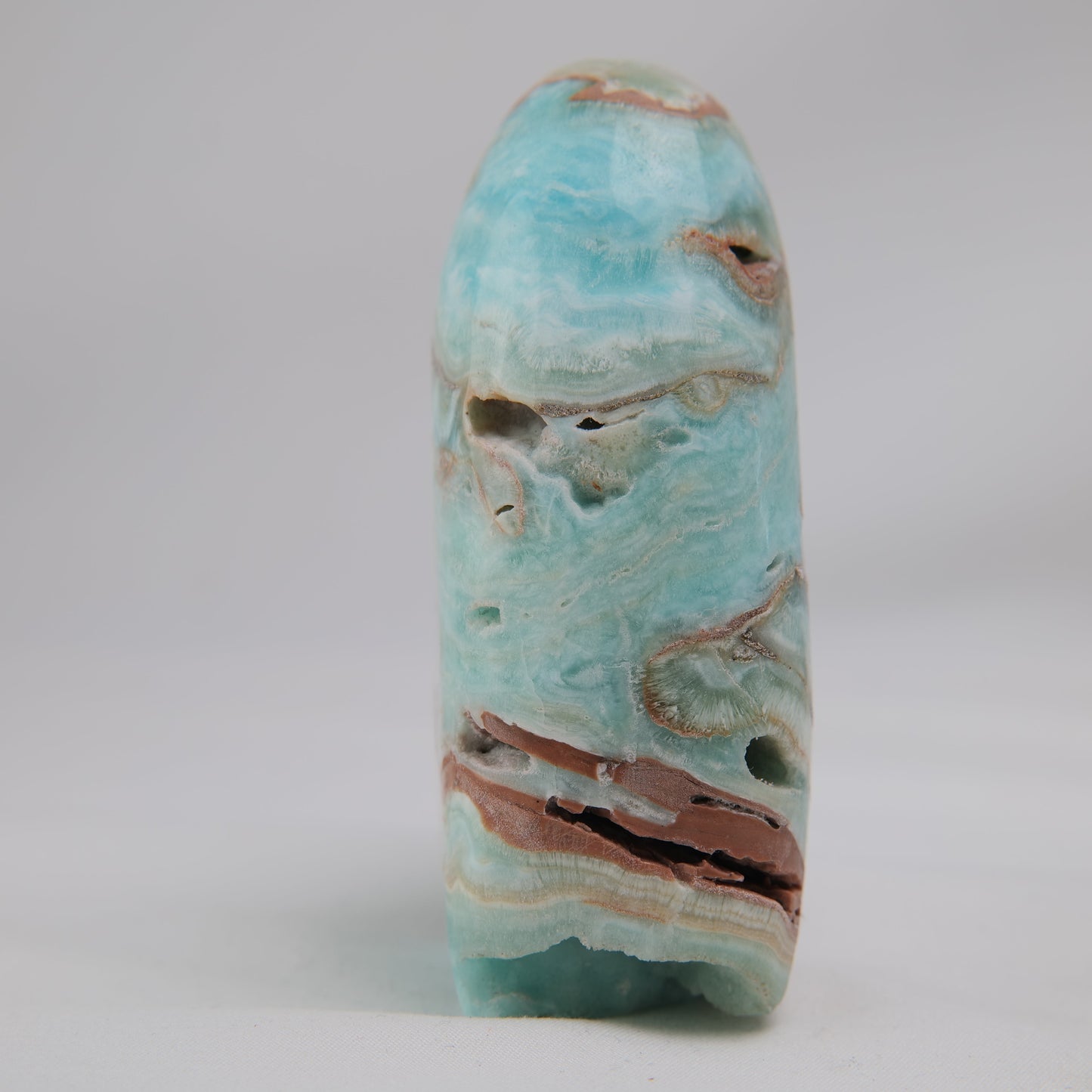 Caribbean Calcite Freeform — 350 g (90 mm) - Luna Panther