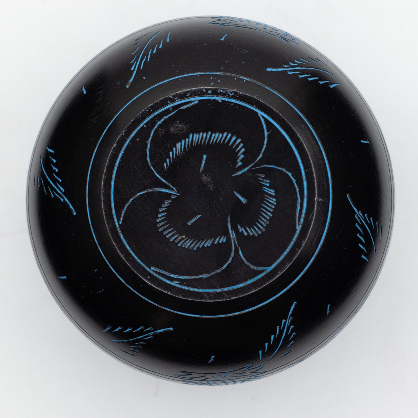 Cauldron Singing Bowl – Magic Mushroom – Blue (15 cm) — percussion, image 3 of 9.