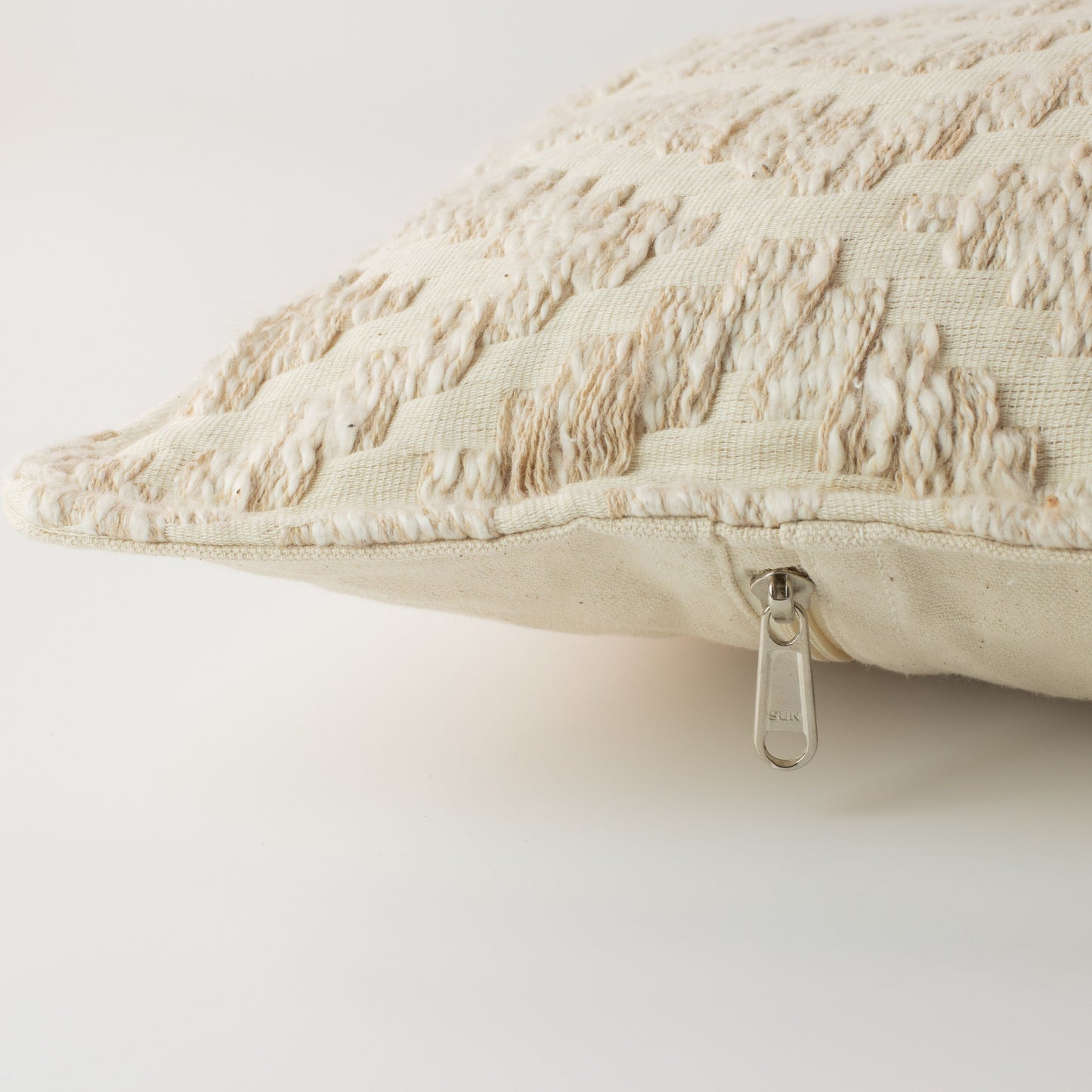 Classic Cushion Cover – Neutral Geo Creme – 30 × 50 cm – Lumber Style - Luna Panther