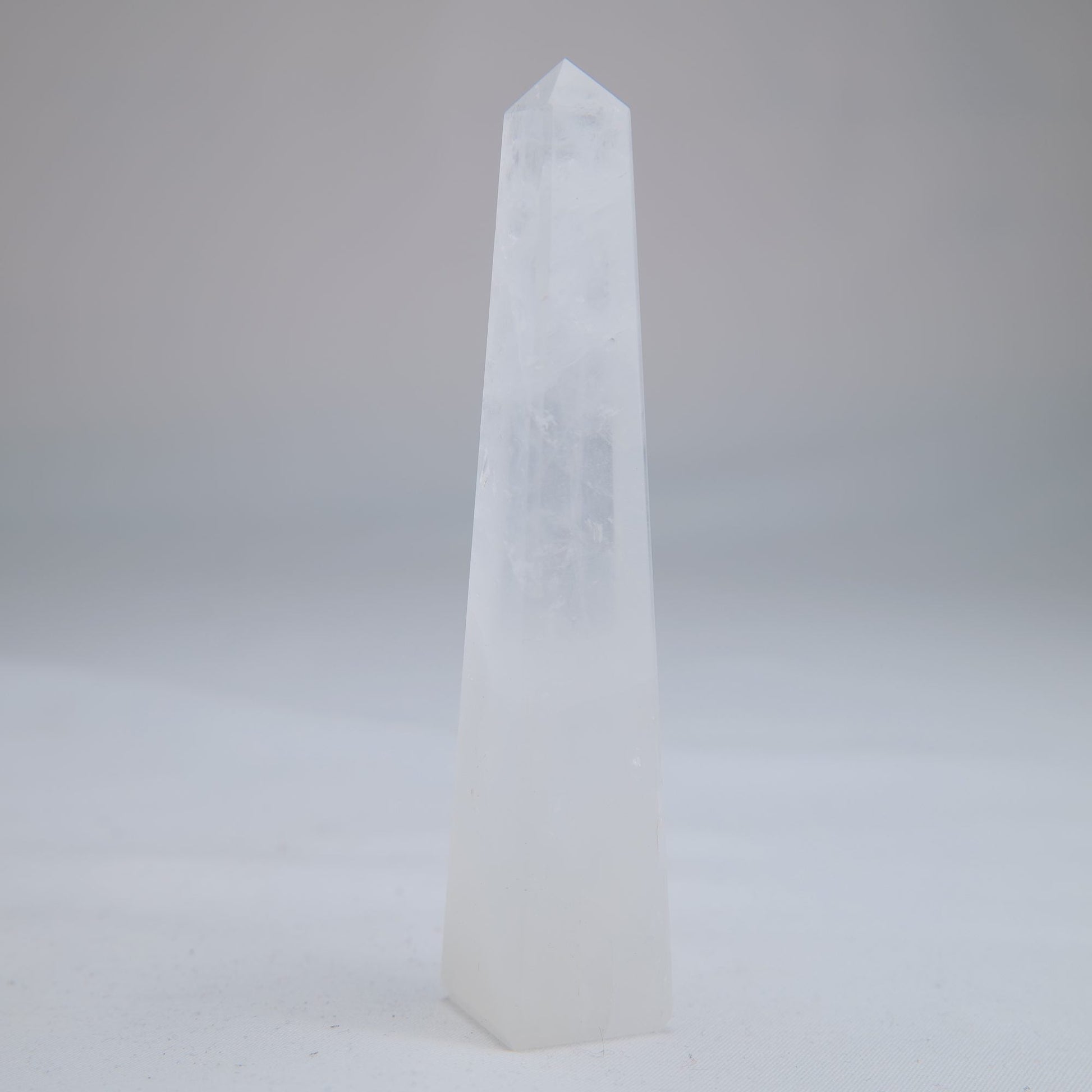 Clear Quartz Tower 66g - Luna Panther