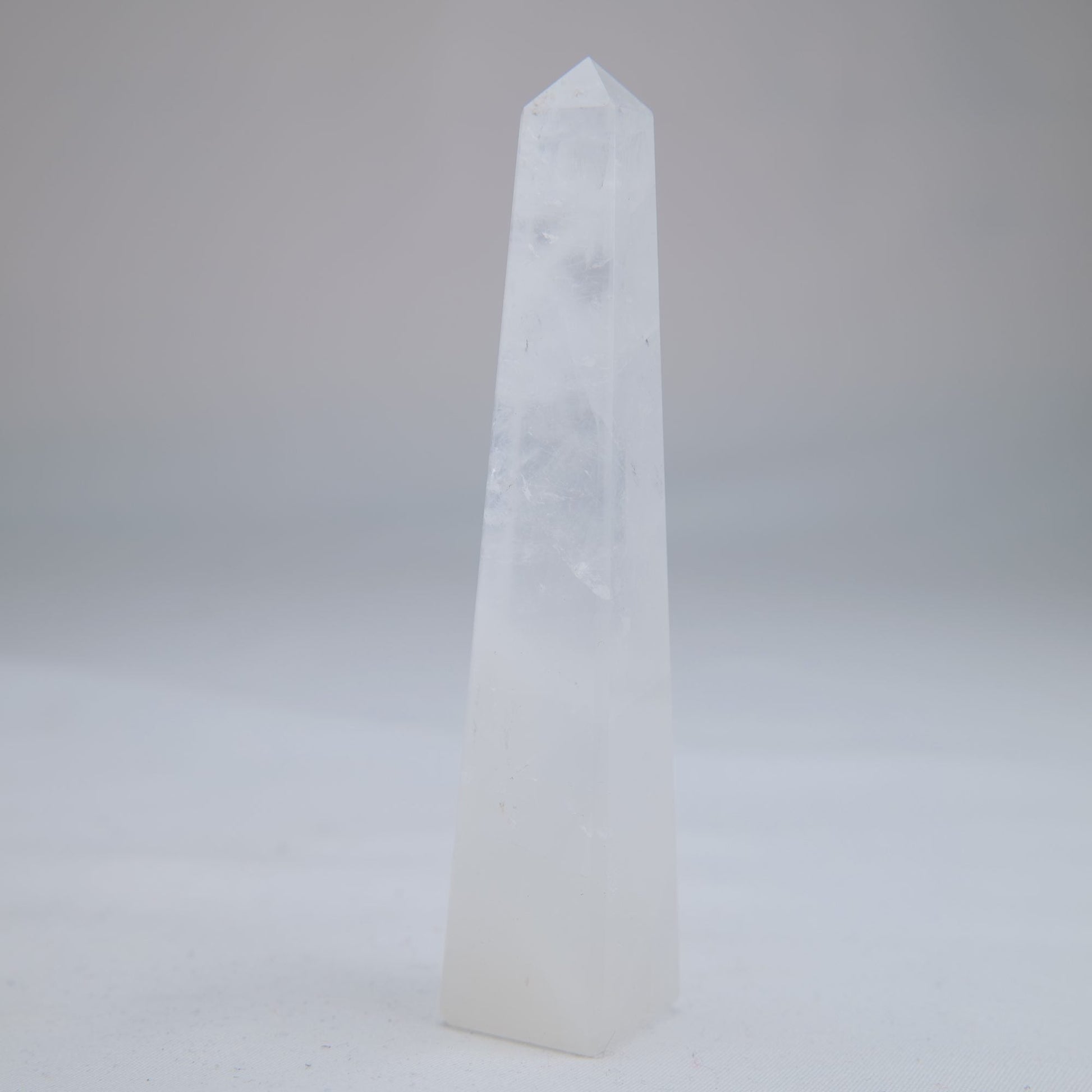 Clear Quartz Tower 66g - Luna Panther
