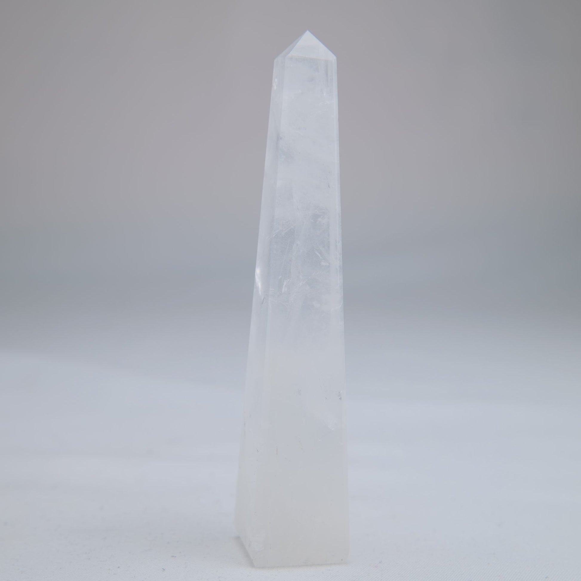 Clear Quartz Tower 66g - Luna Panther