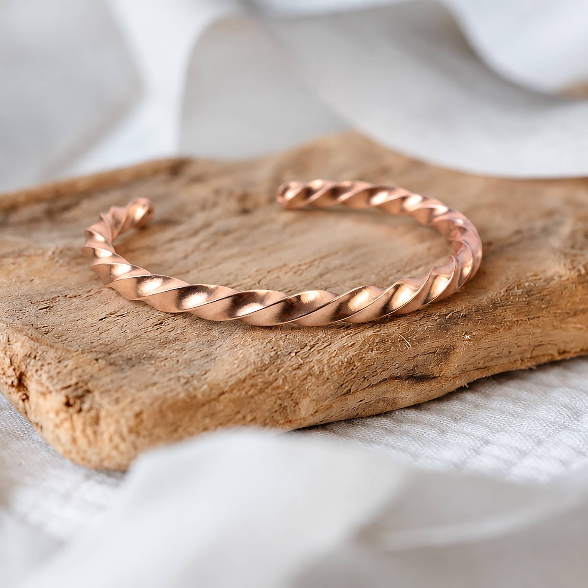 Copper Bracelet Twisted (Design 82) - Luna Panther
