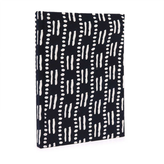 Cotton Bound Notebooks 20x15cm - 96 pages - Black Dots & Dashes - Luna Panther