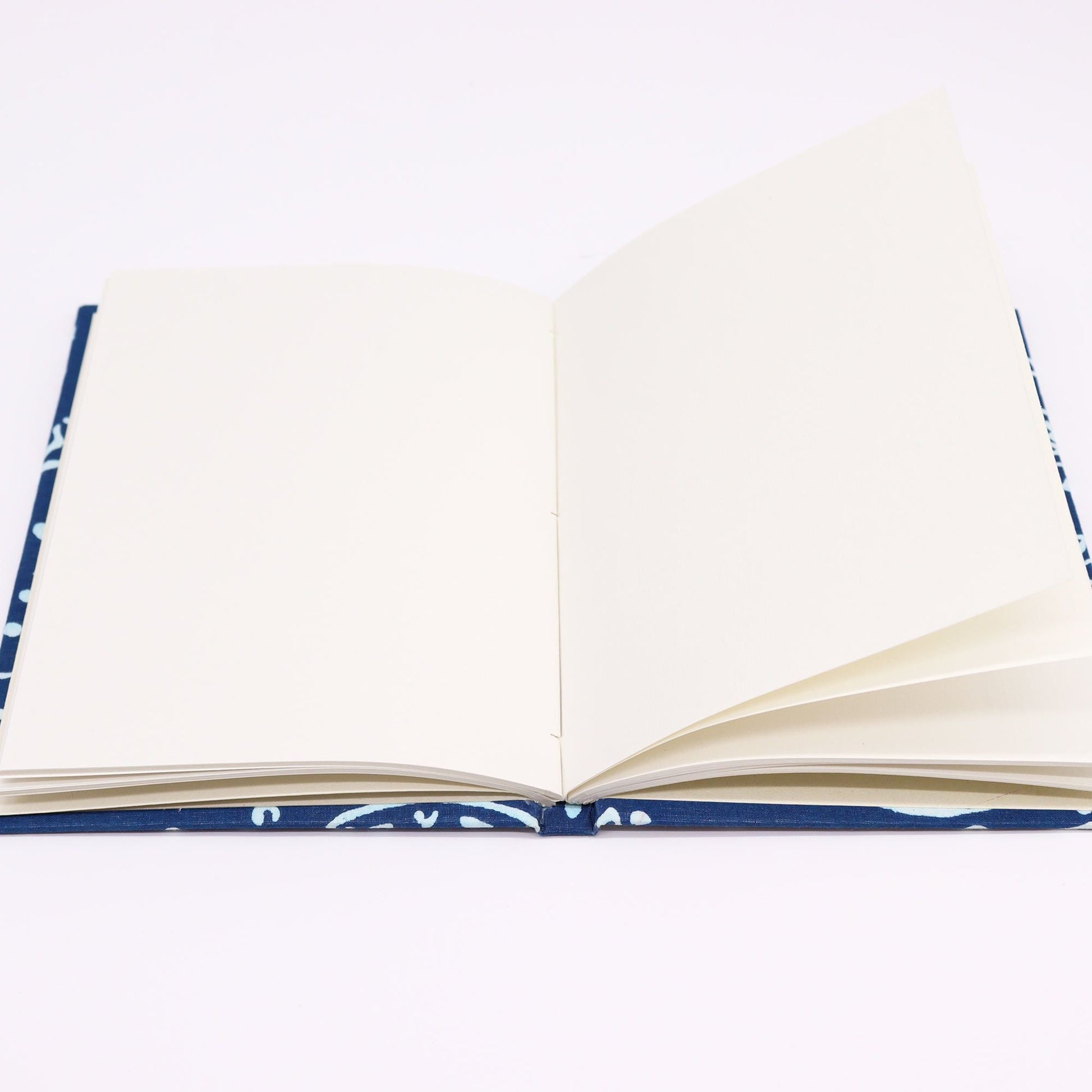 Cotton Bound Notebooks 20x15cm - 96 pages - Indigo Fish - Luna Panther
