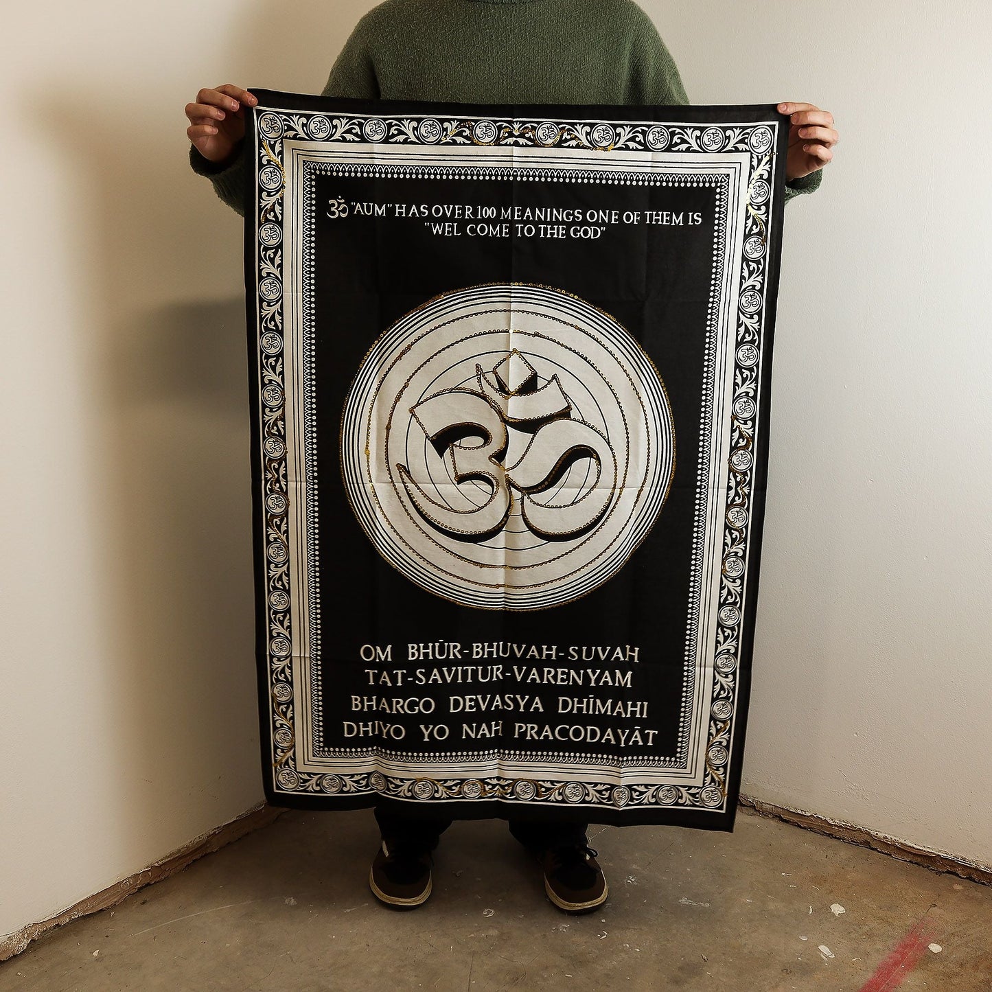 Cotton Wall Art (70x110cm) - Om - Welcome to the God - Luna Panther